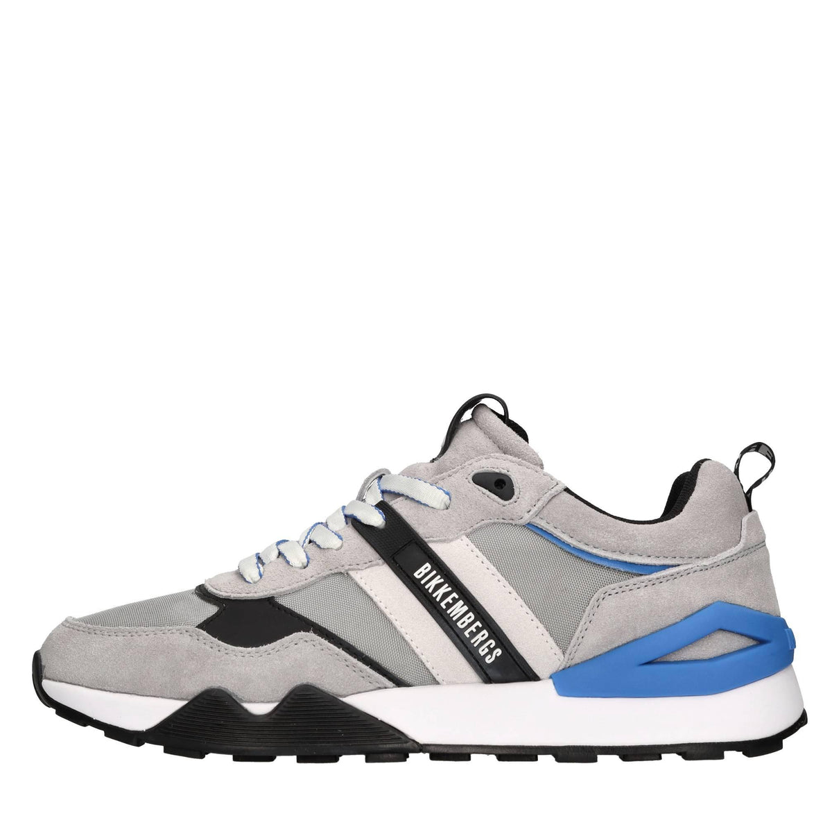 Sneakers in camoscio, ecopelle e tessuto 