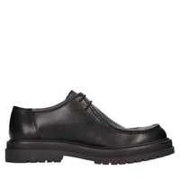 Stringate in pelle 