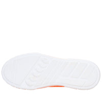 Sneakers in pelle e tessuto 
