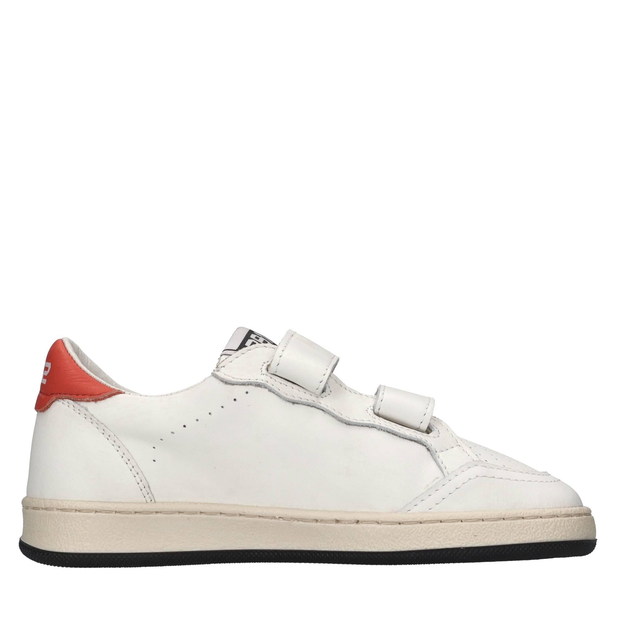 Sneakers in pelle 