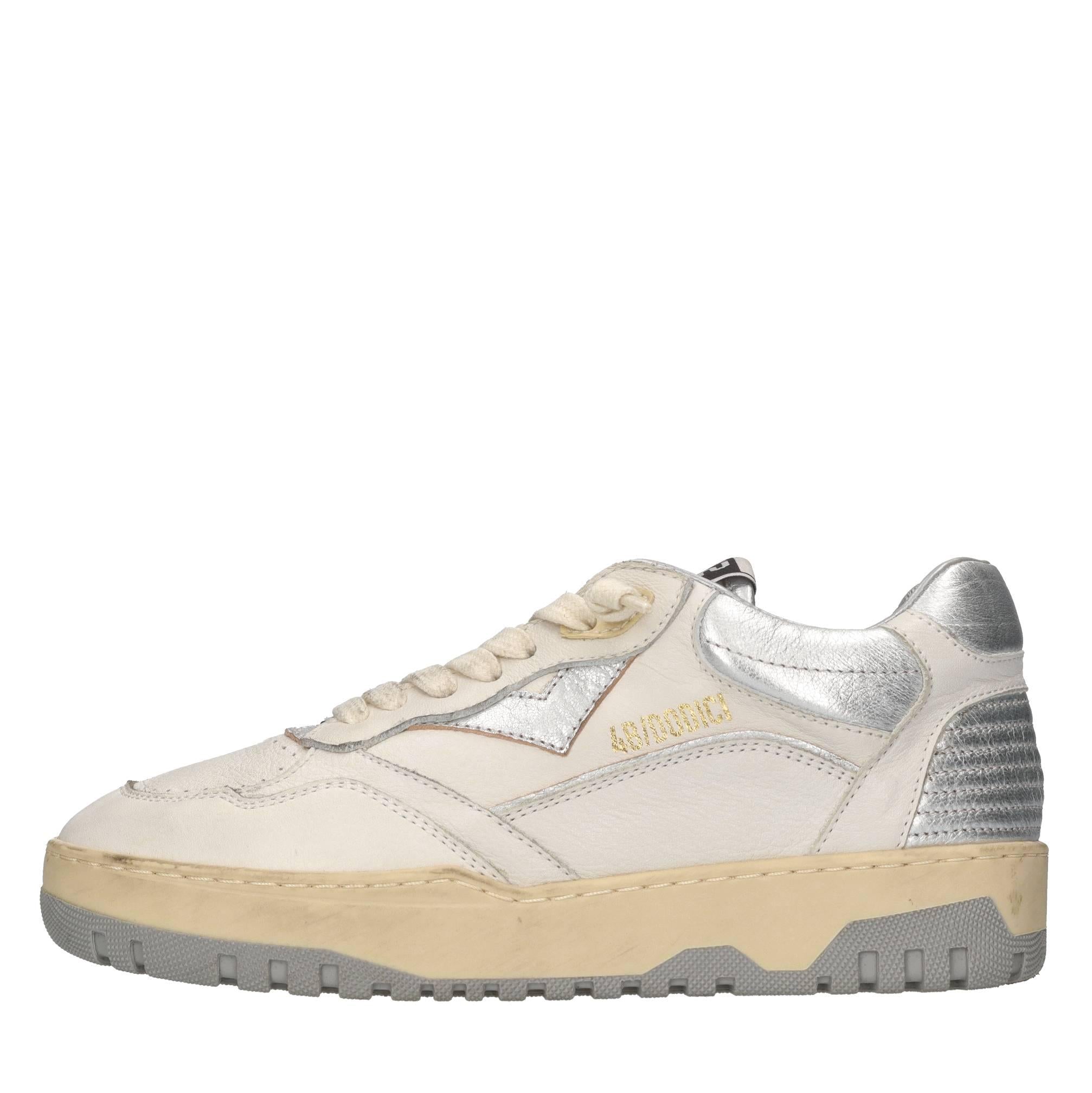 Sneakers in pelle 