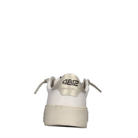 Sneakers in pelle 