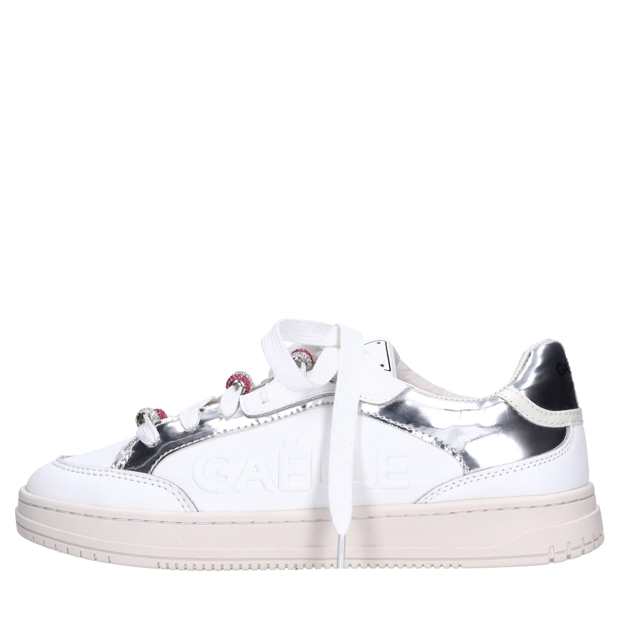 Sneakers in pelle ed ecopelle 