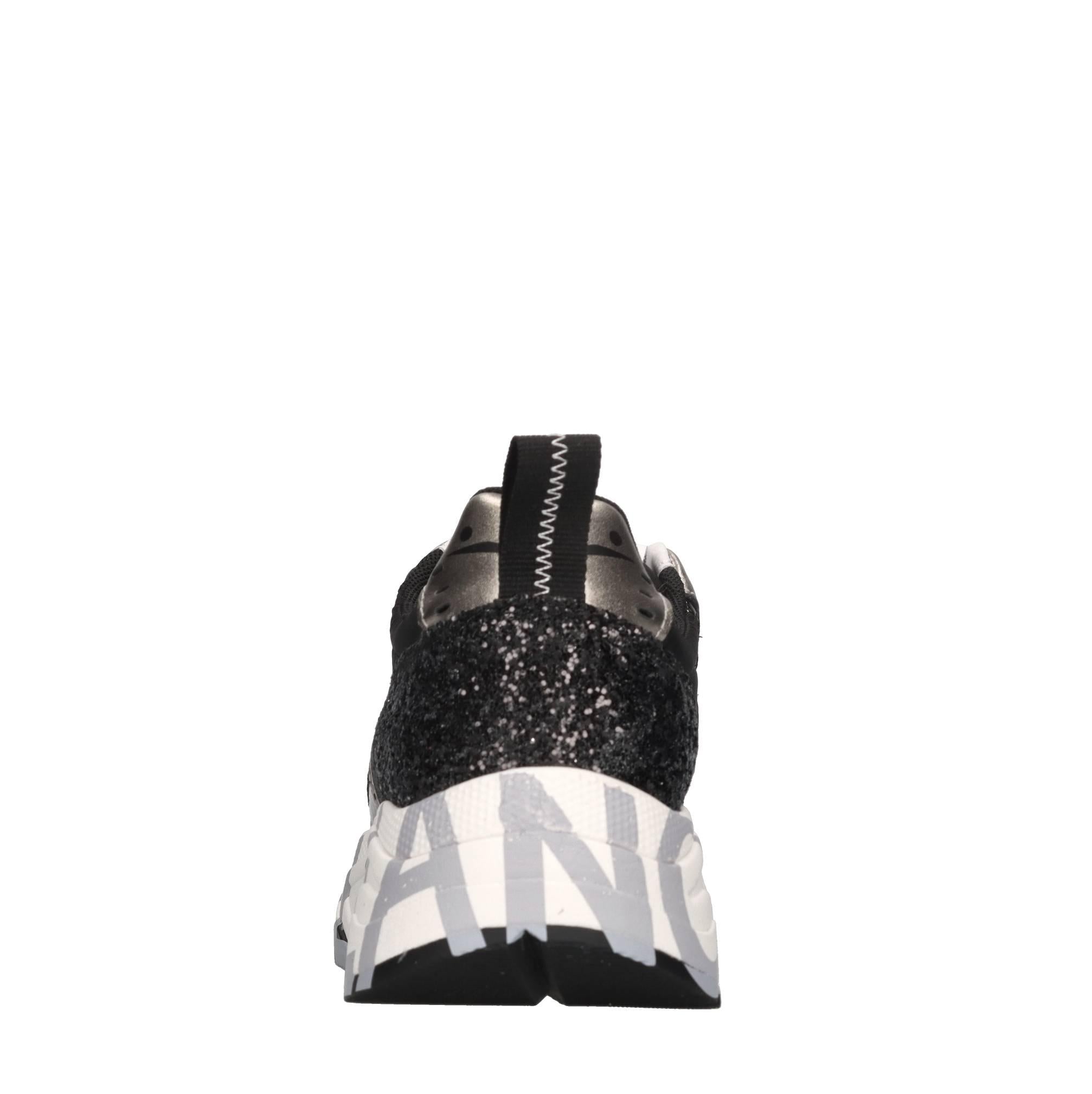 Sneakers in pelle, vernice e glitter 