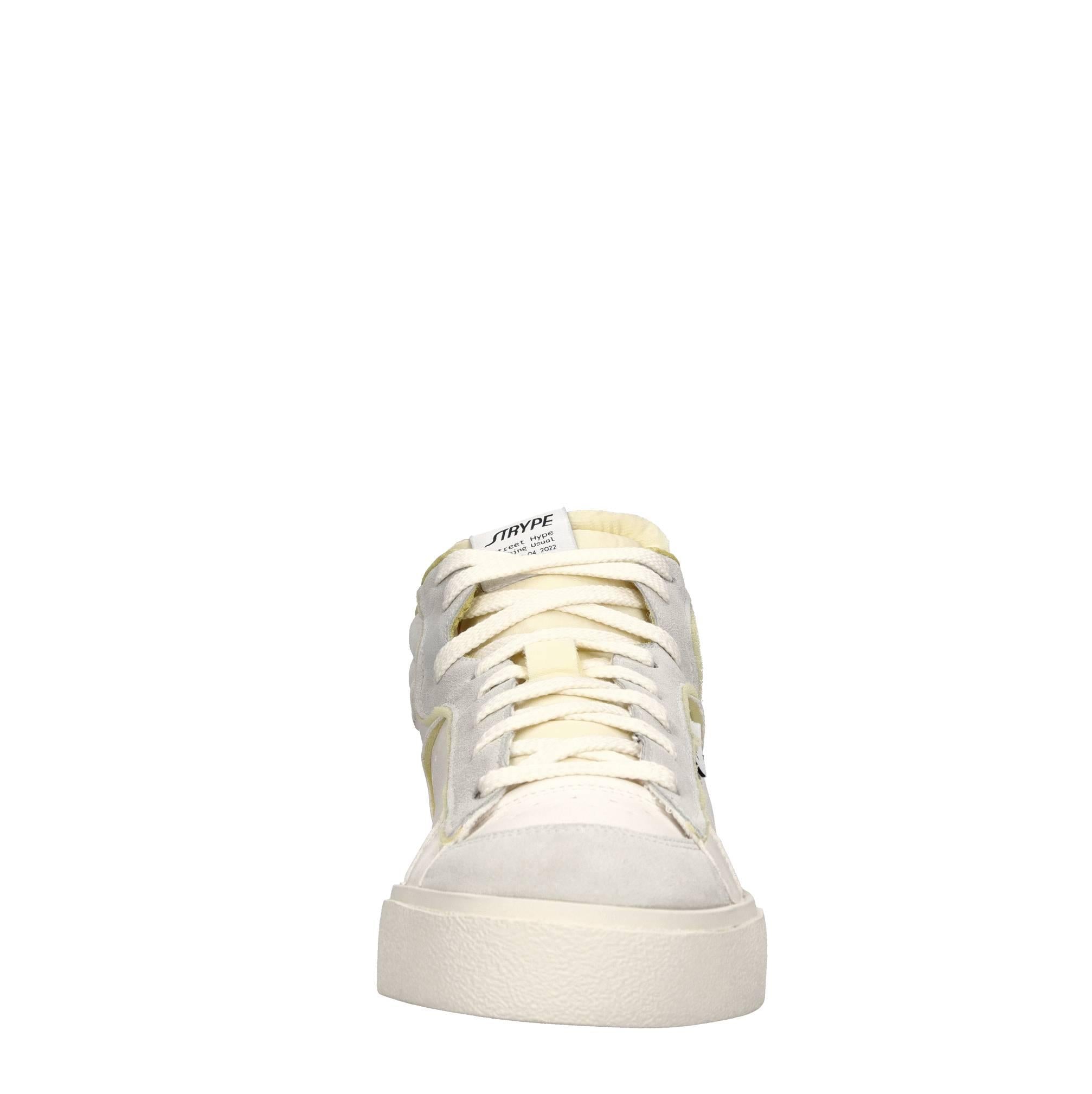 Sneakers in pelle e tessuto 