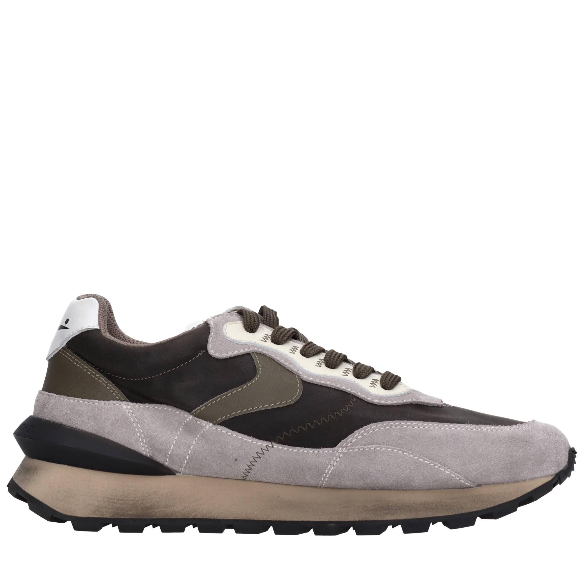 Sneakers in camoscio pelle e tessuto 