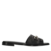 Flat in pelle 