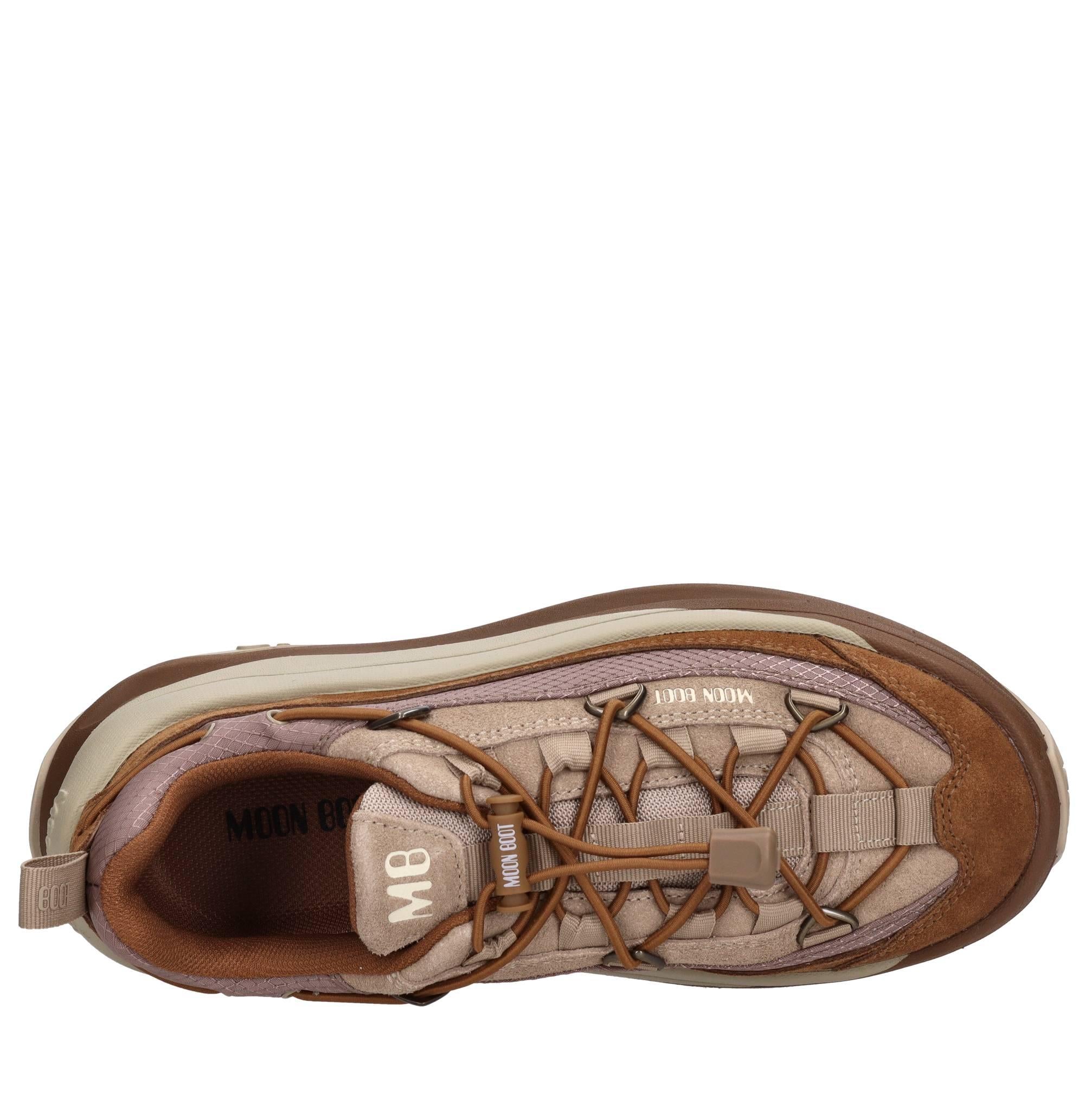 Sneakers in camoscio e tessuto 