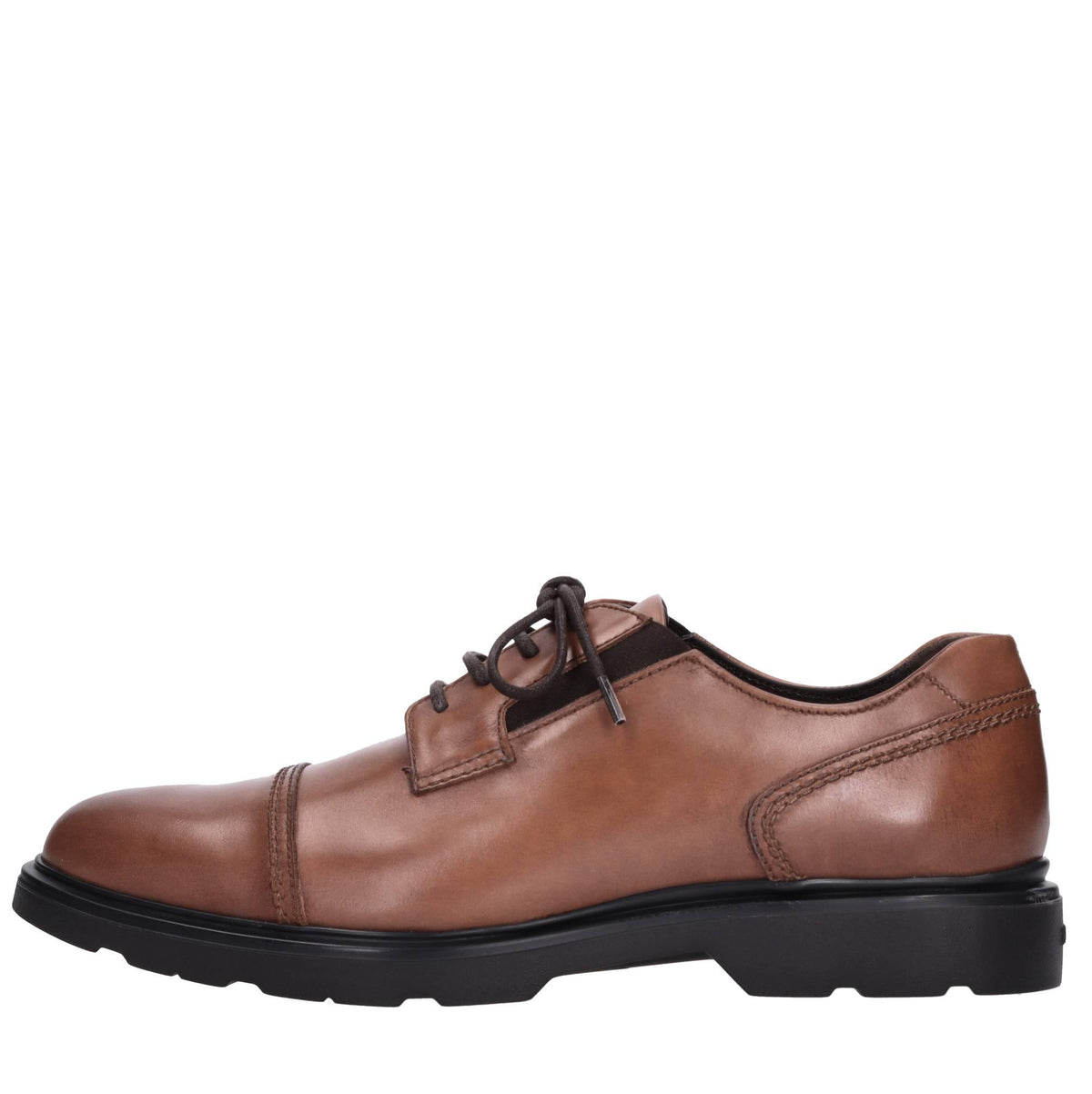 Stringate in pelle 