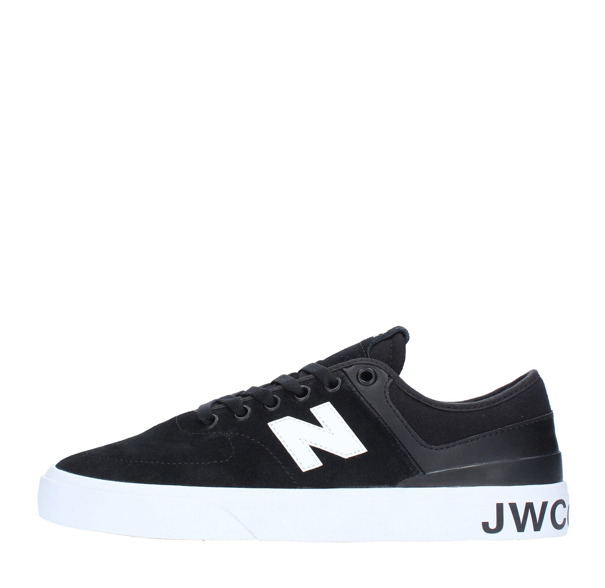 Sneakers in camoscio e tessuto 