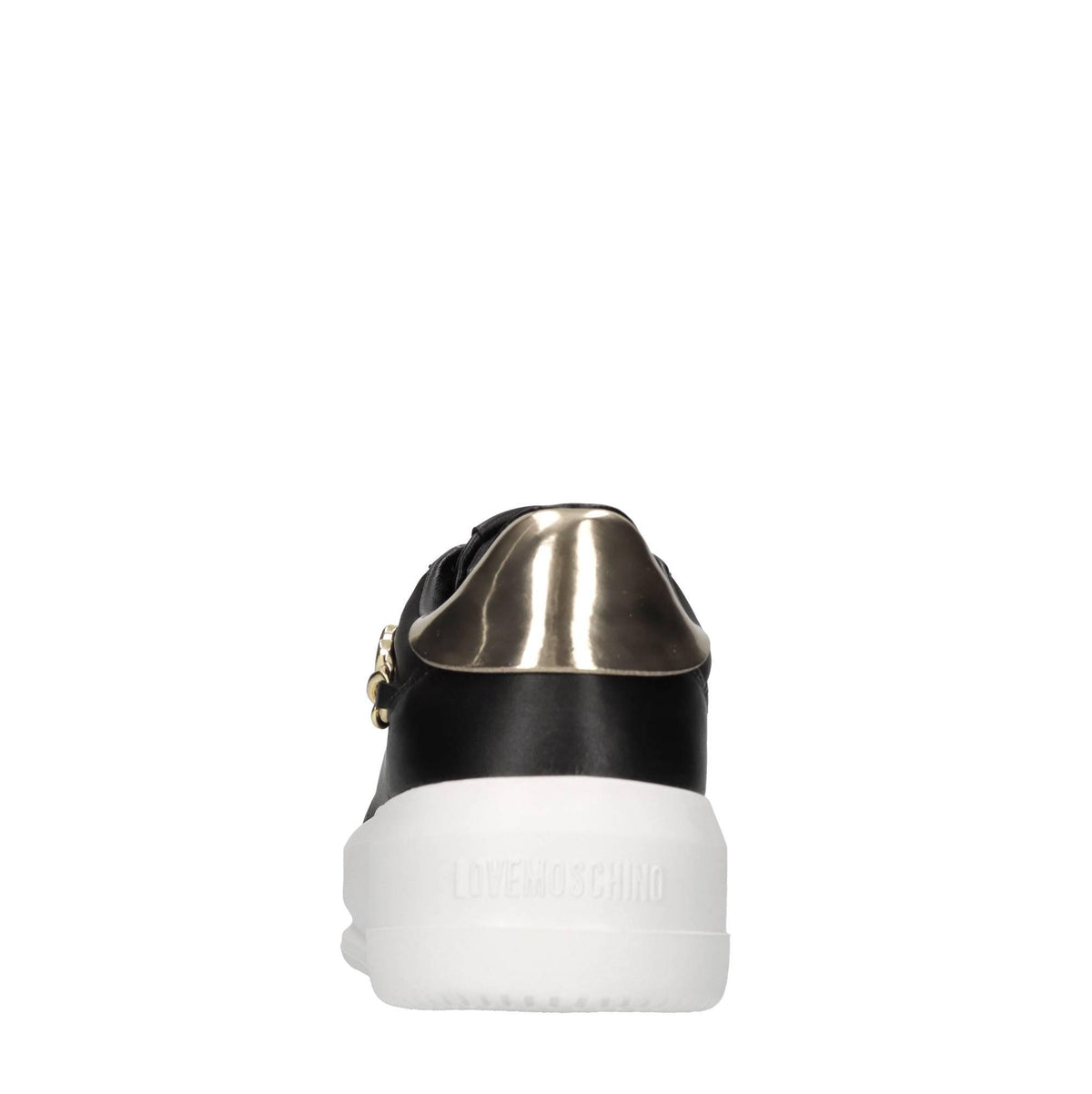 Sneakers in pelle, ecopelle ed altre materie 