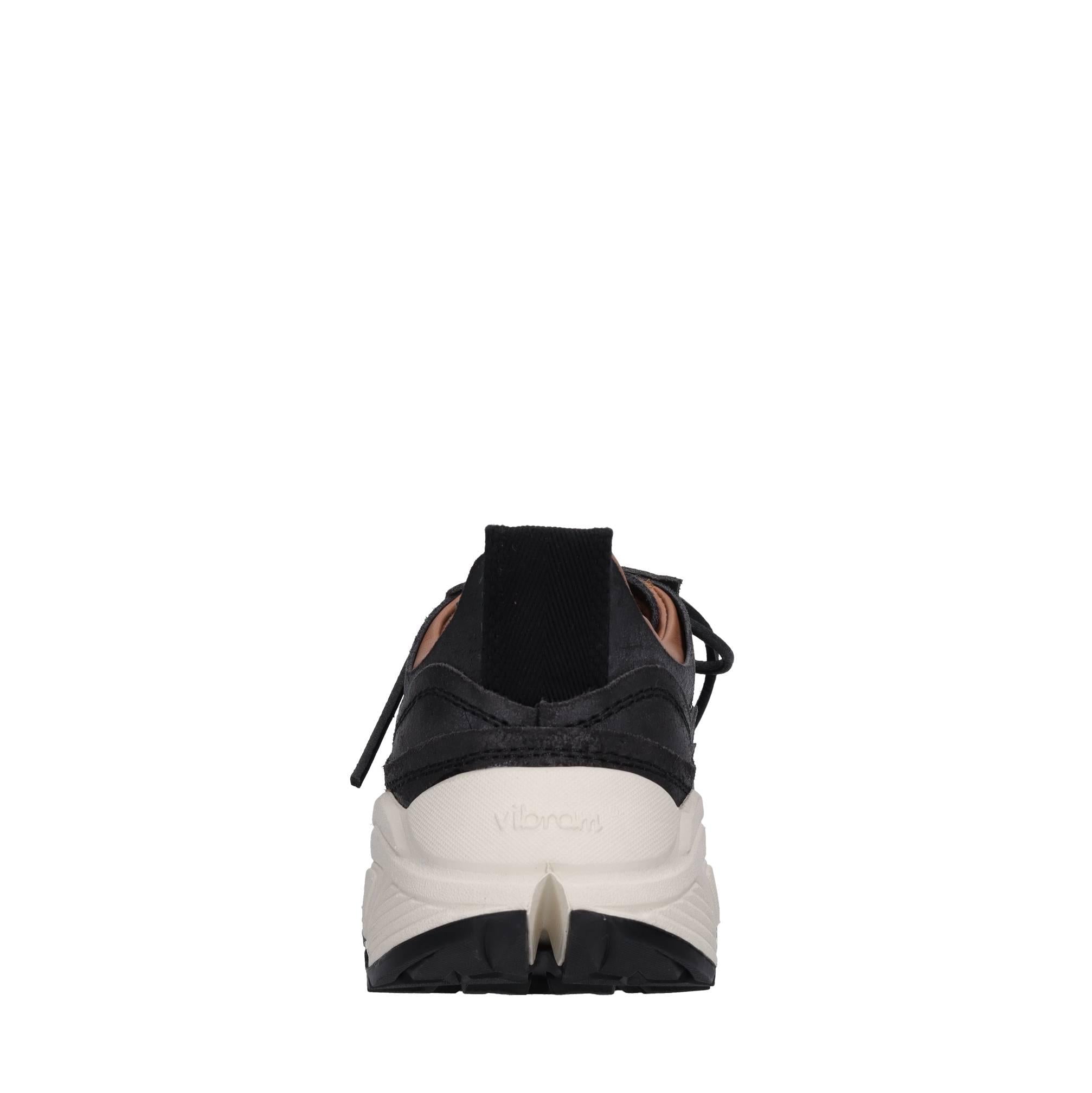Sneakers in pelle 