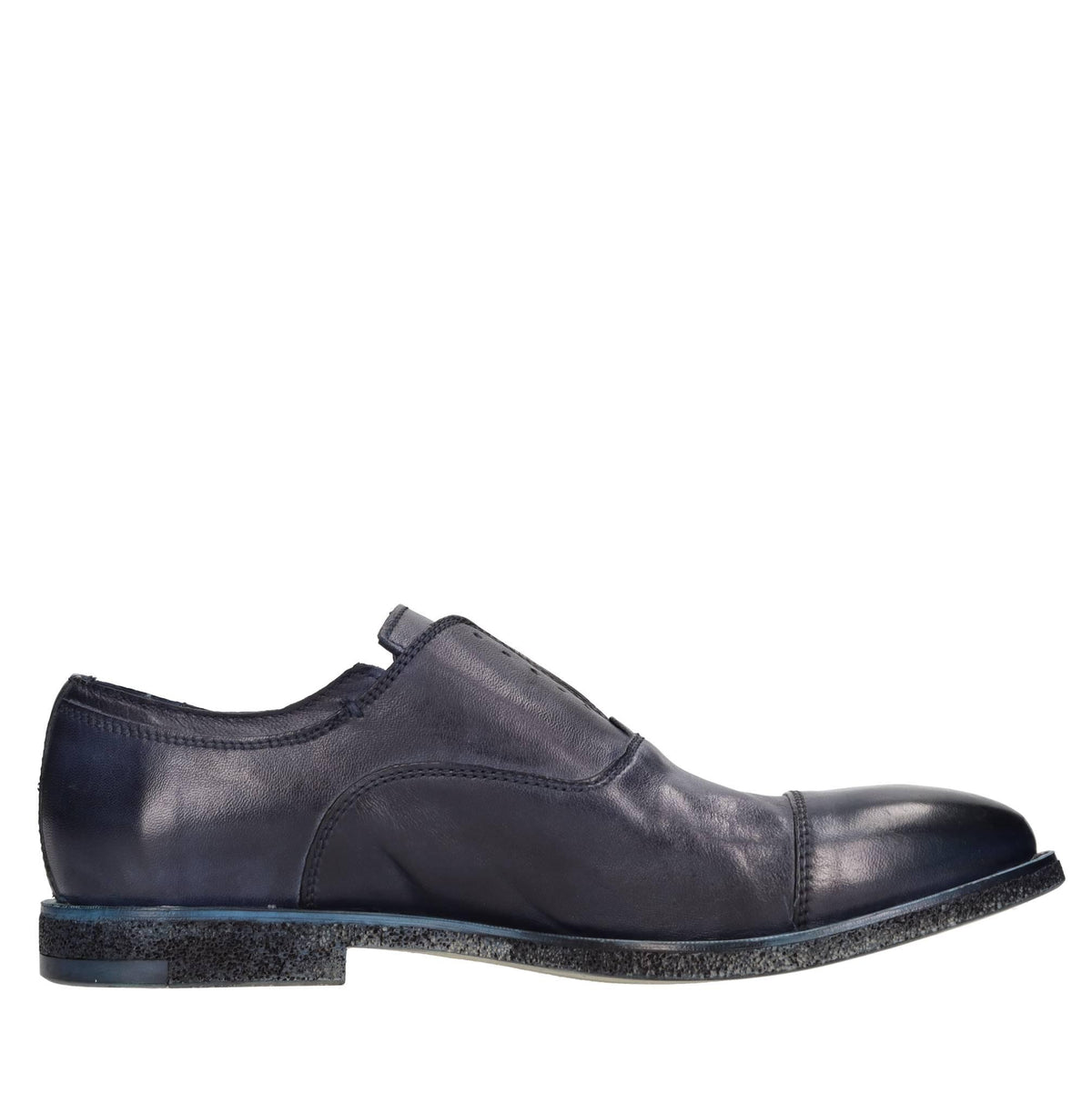 Stringate in pelle 
