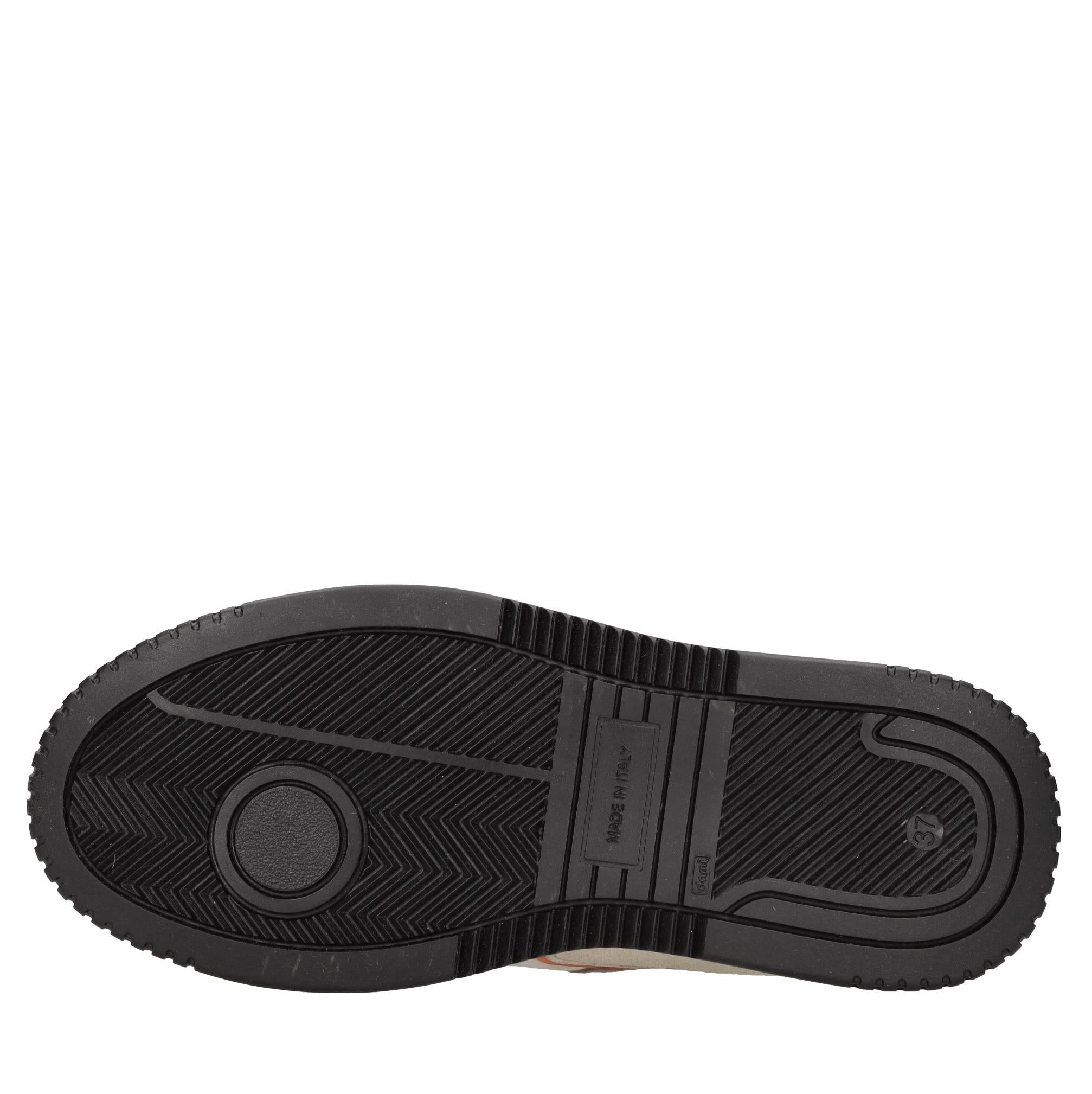 Sneakers in pelle 