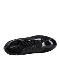 Sneakers in ecopelle e tessuto. 