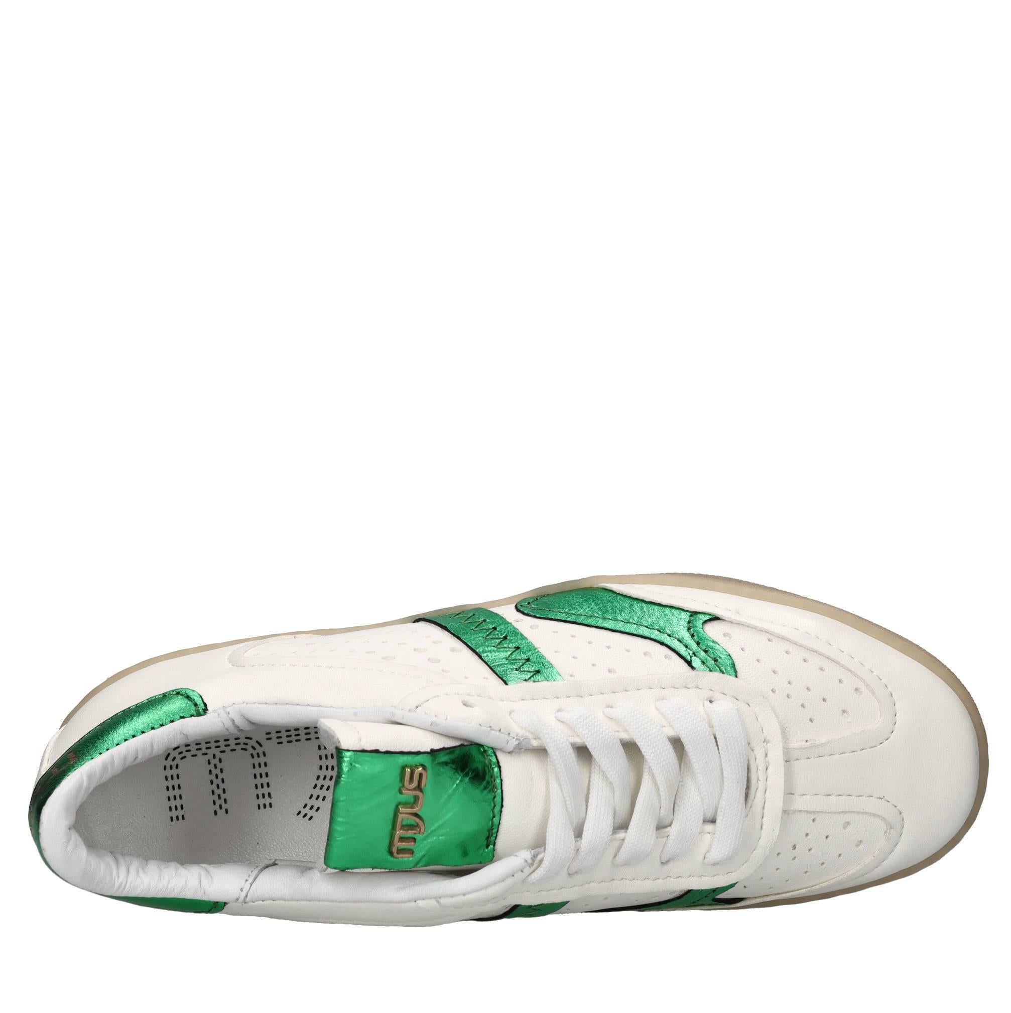 Sneakers in pelle 