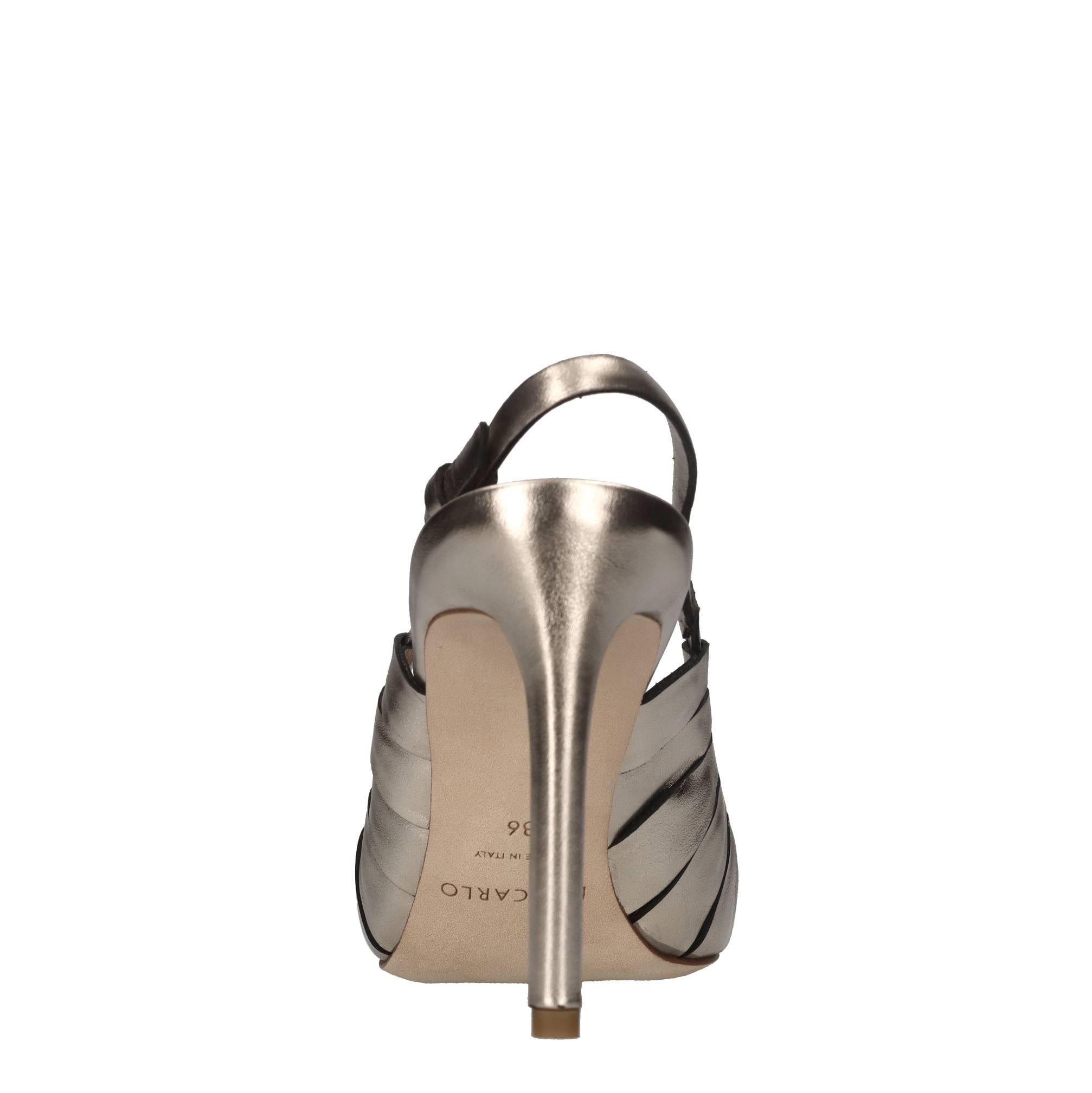 Décolleté slingback in pelle 