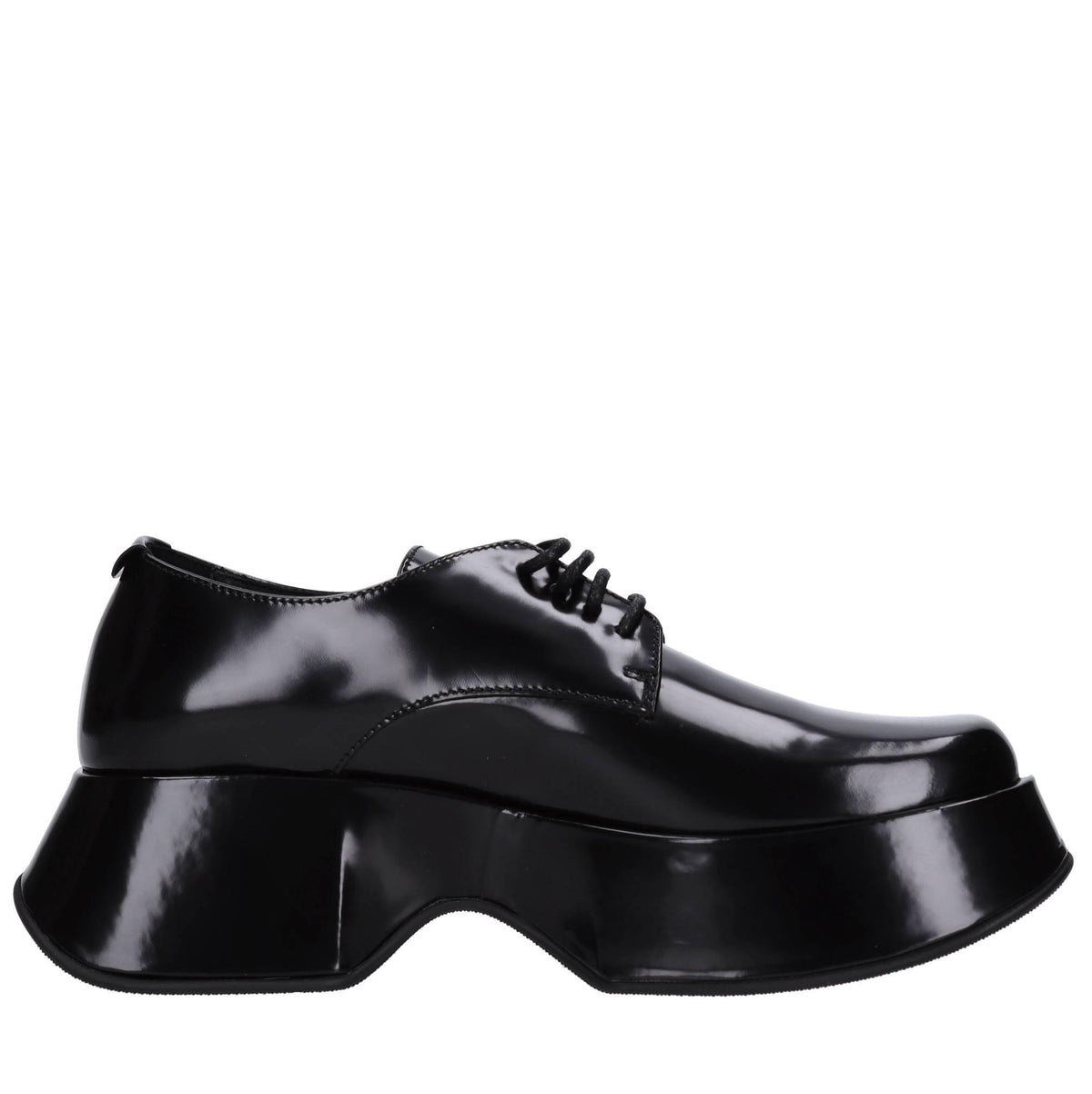 Stringate in pelle 