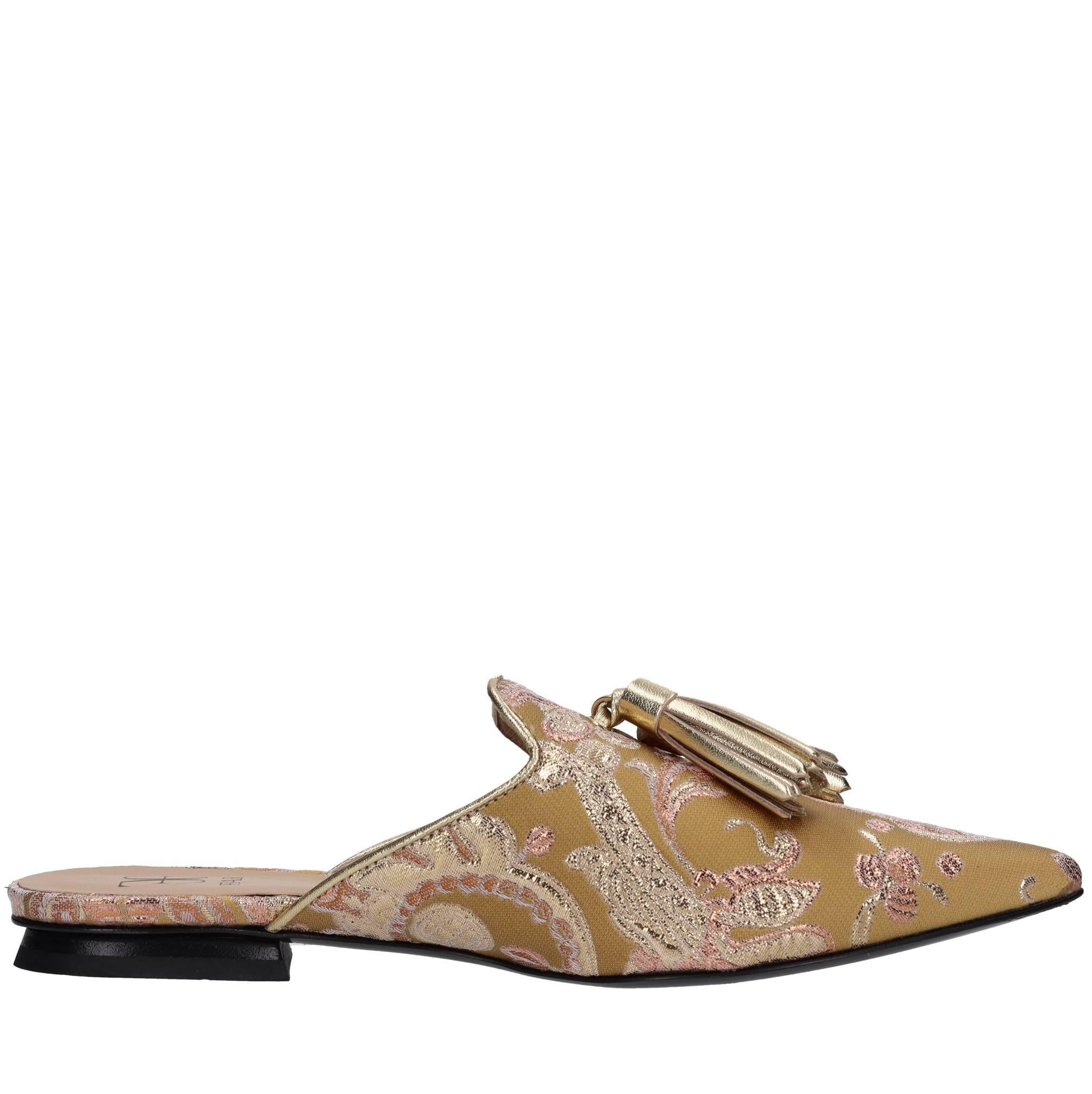 Sabot in pelle e tessuto 