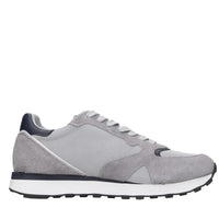 Sneakers in camoscio e tessuto 