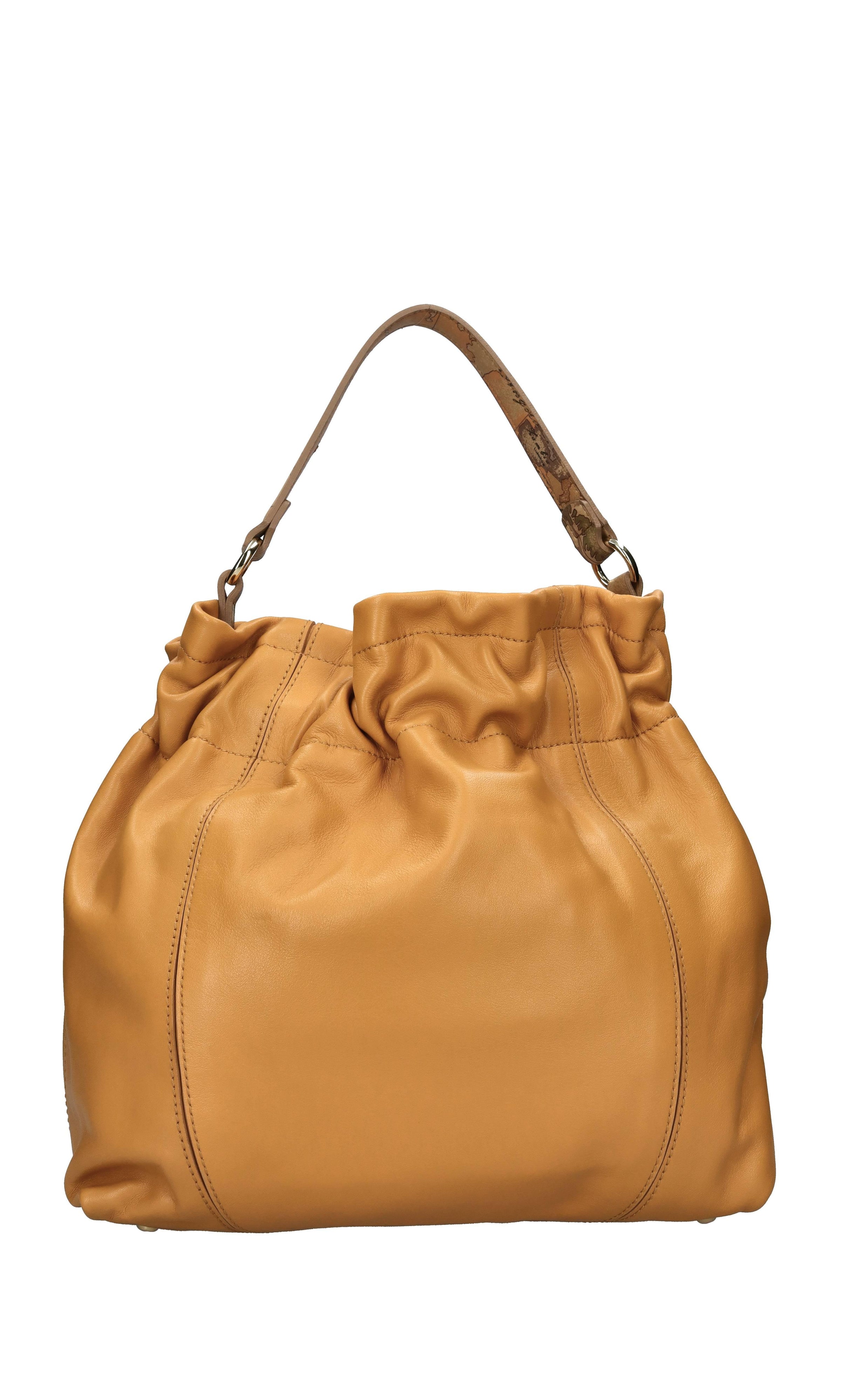 Borsa in pelle ed ecopelle. 