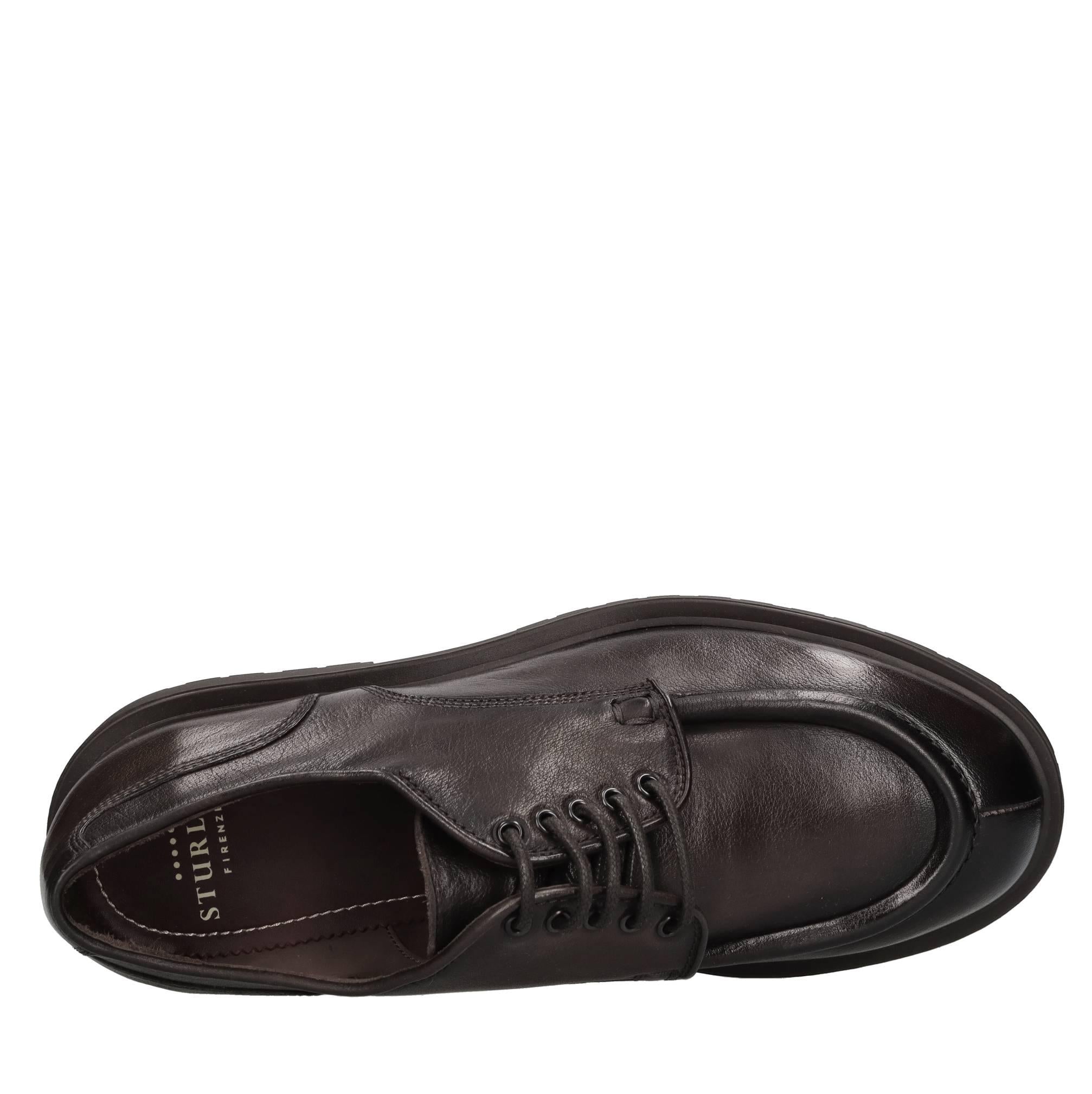 Stringate in pelle 