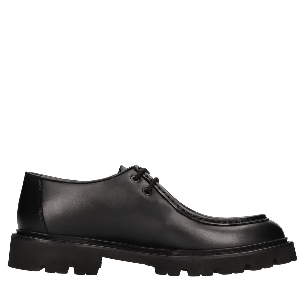 Stringate in pelle 
