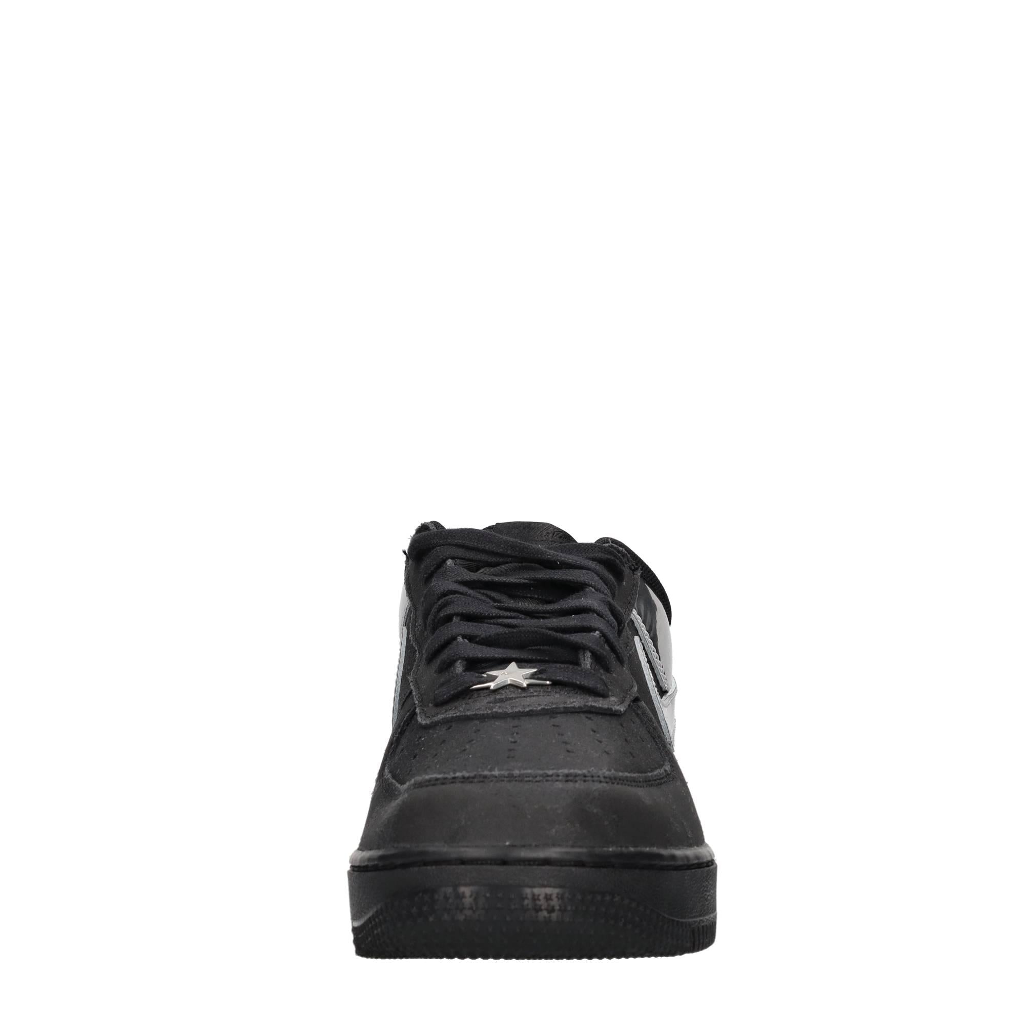 Sneakers in pelle con dettagli color argento specchiato 