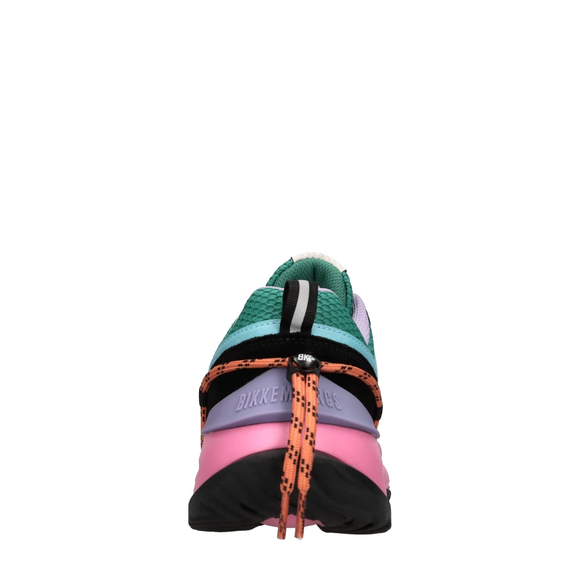 Sneakers in camoscio, ecopelle e tessuto 