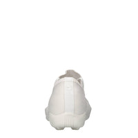 Sneakers in multimateriale e tessuto 