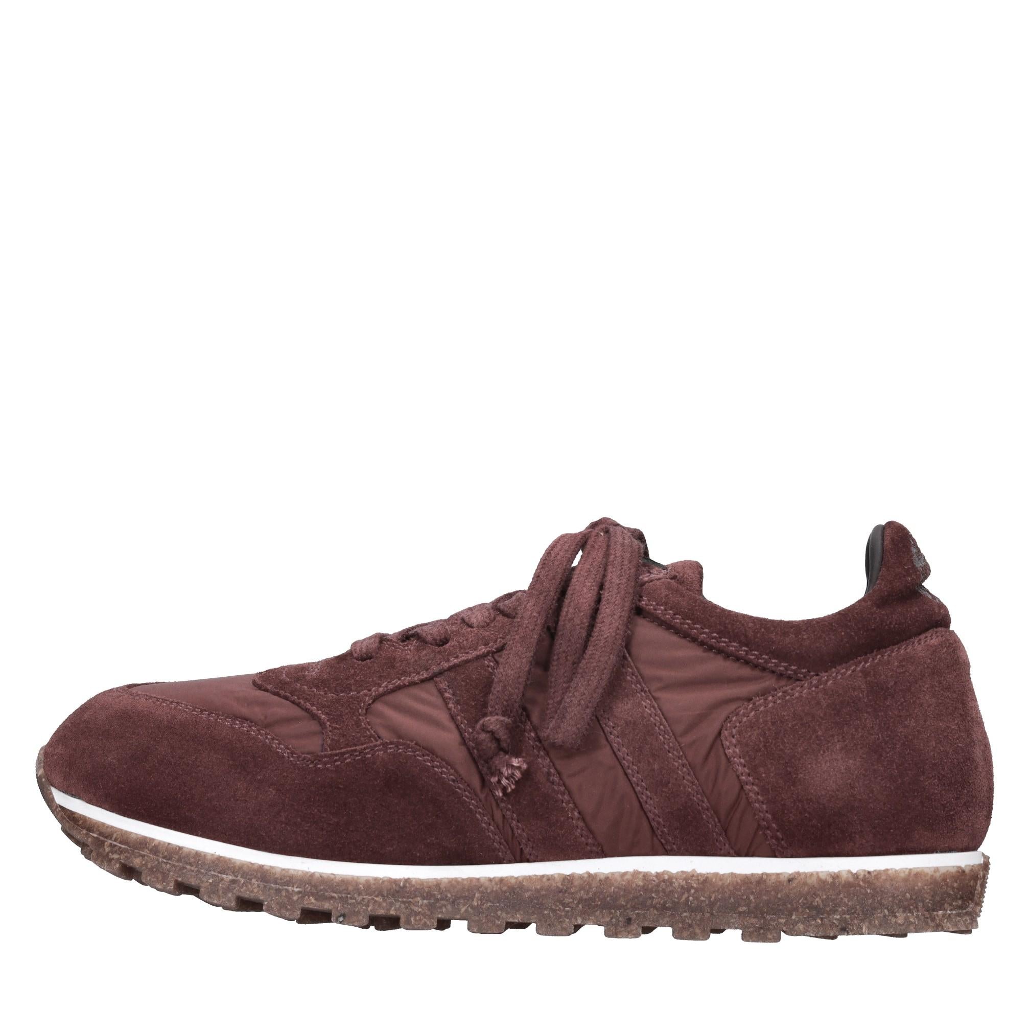 Sneakers in camoscio e tessuto 
