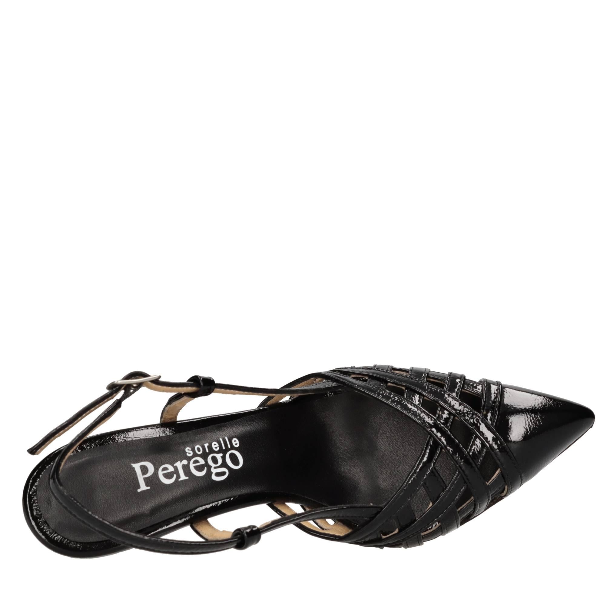 Décolleté slingback in vernice 