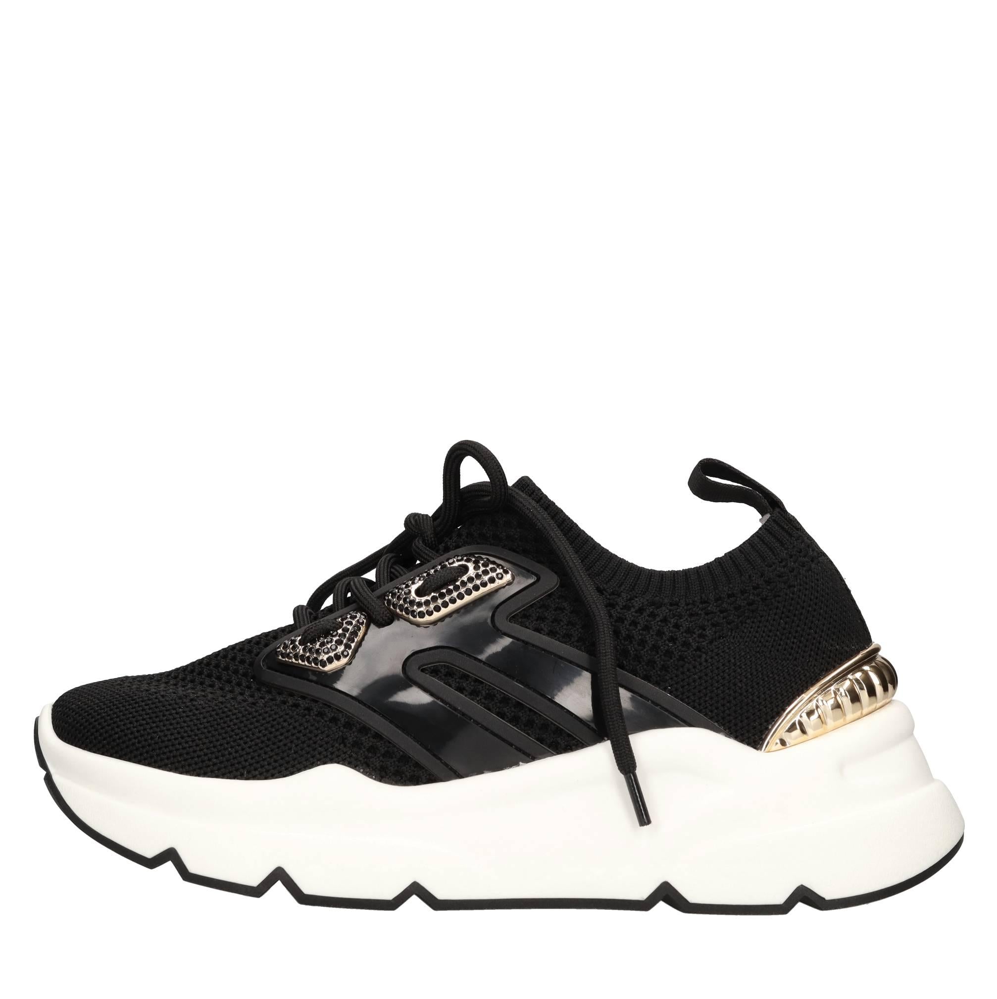 Sneakers in tessuto 