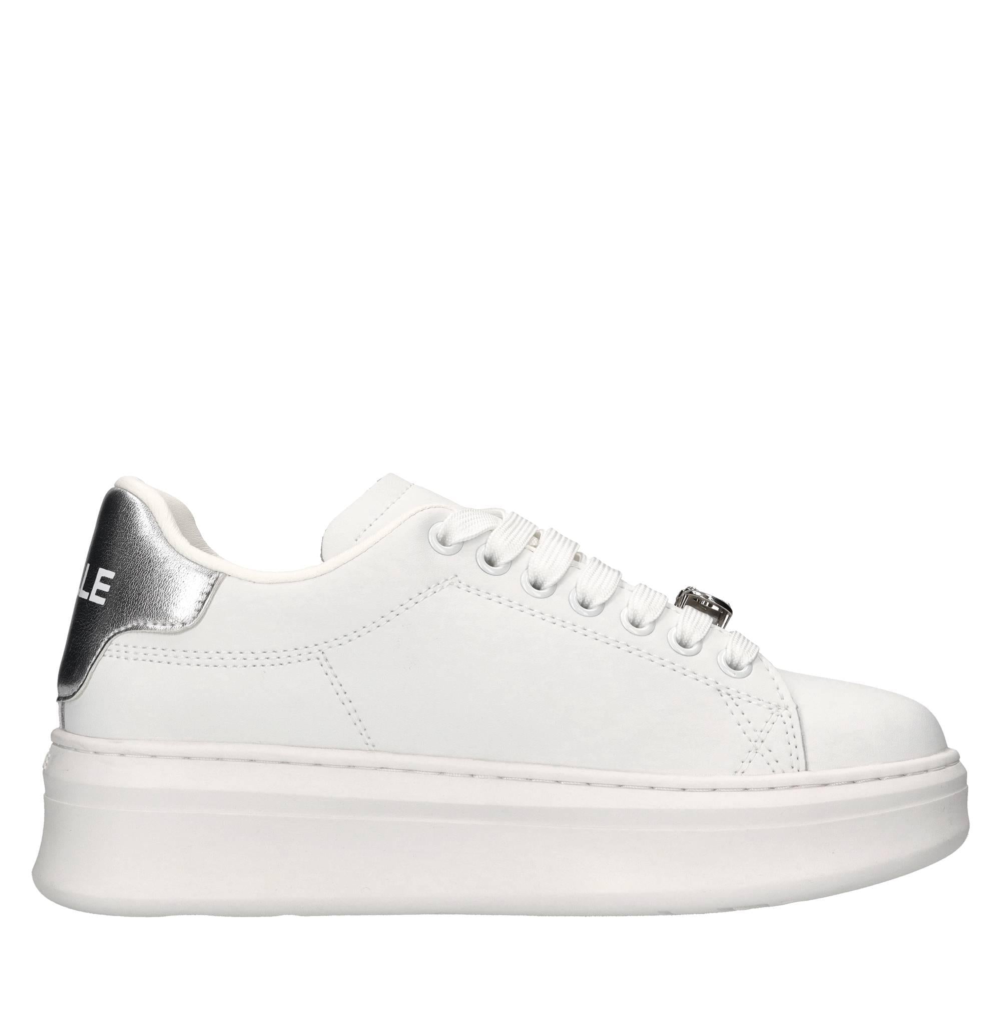Sneakers in pelle ed ecopelle 