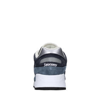 Sneakers in camoscio e tessuto 