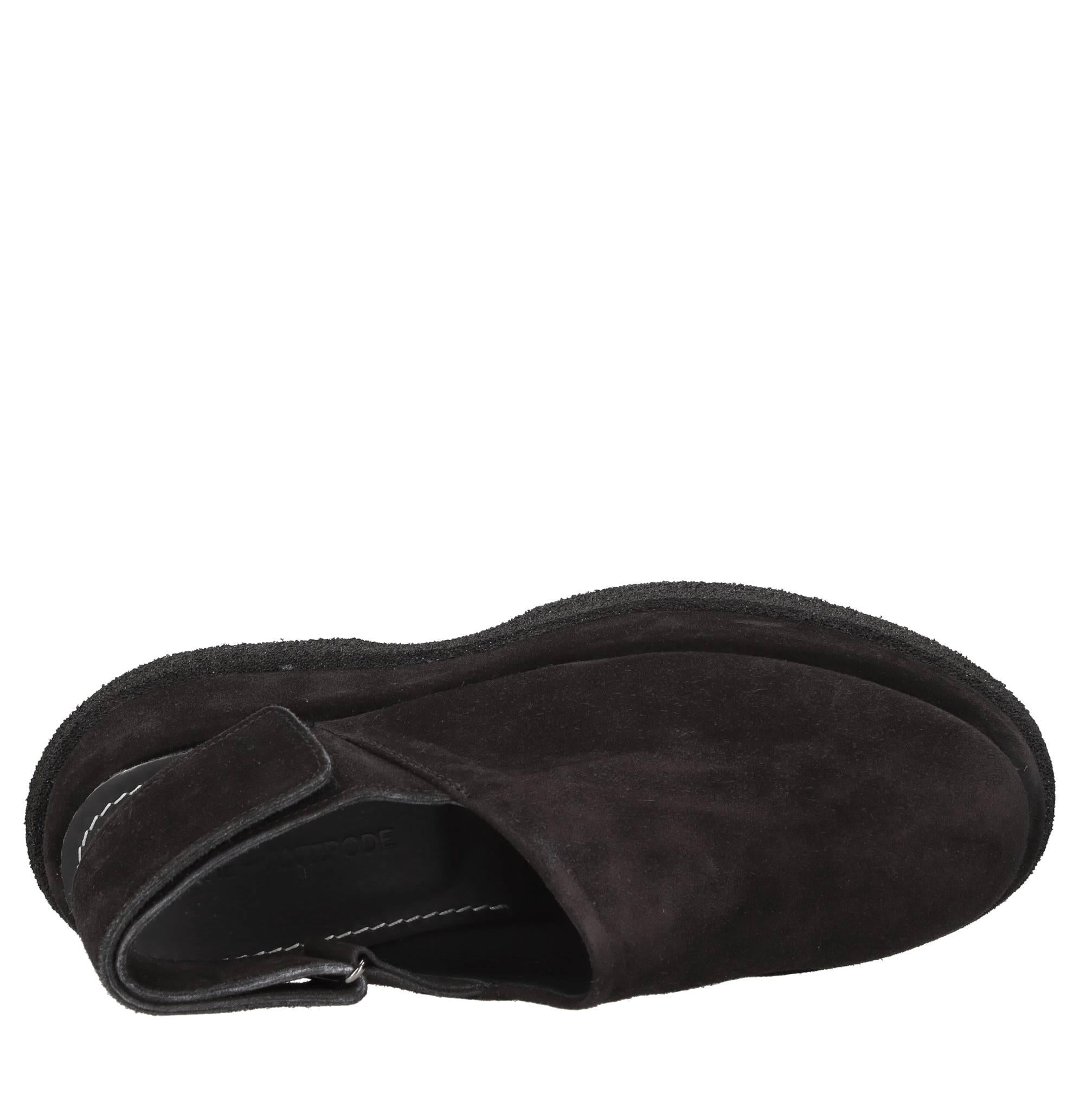 Mules in camoscio e pelle 