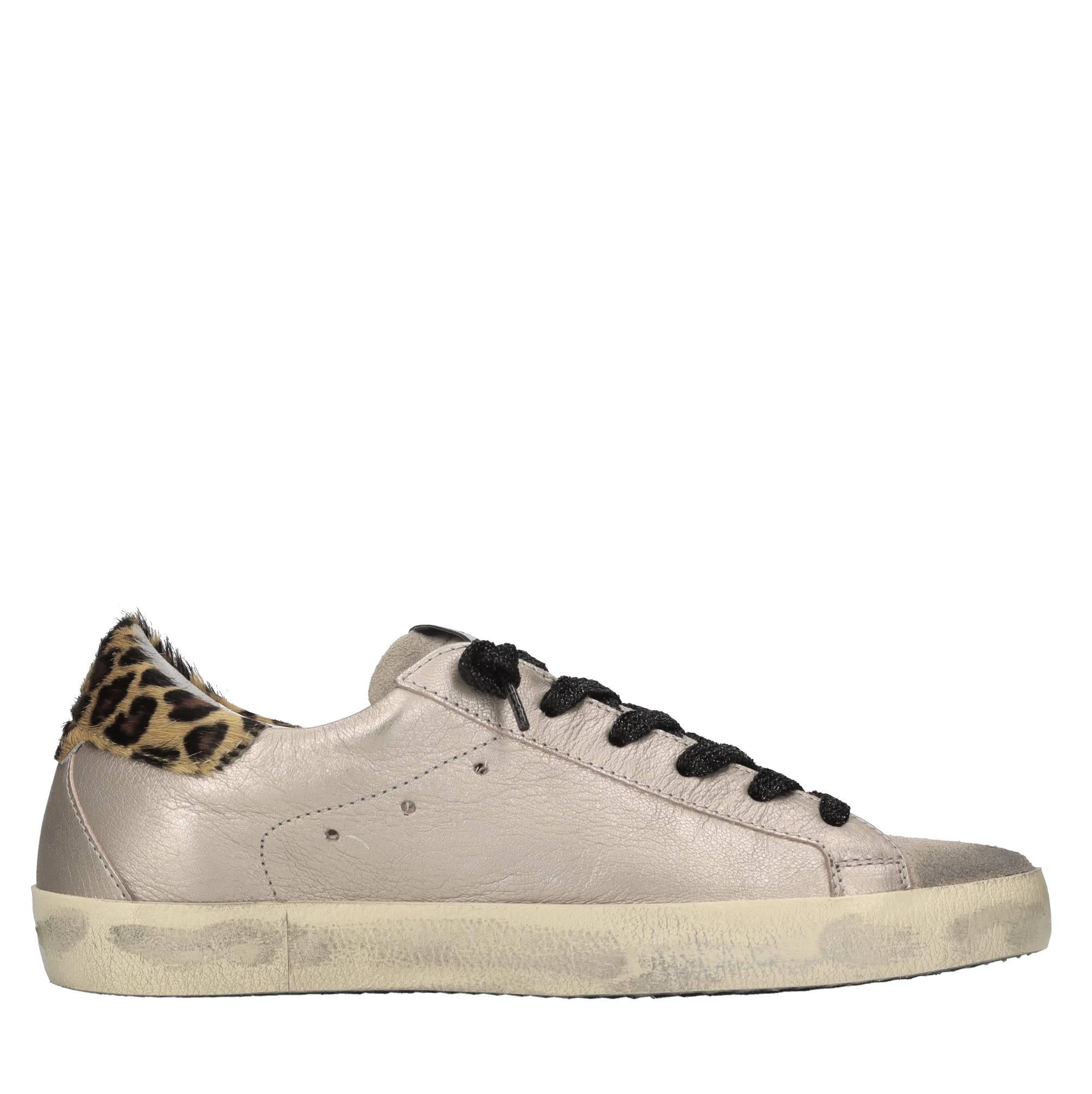 Sneakers in pellE 