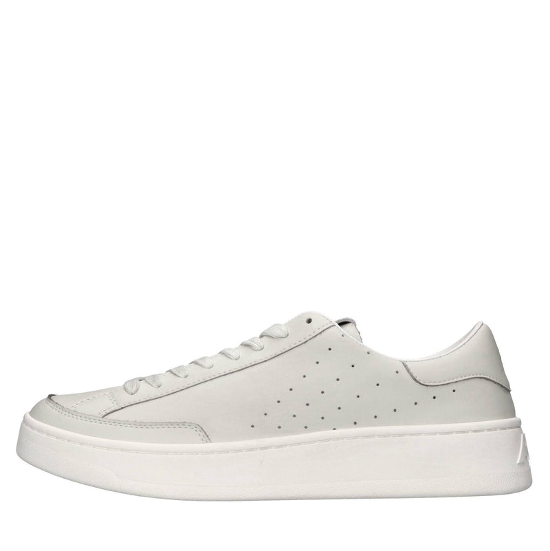 Sneakers in pelle 