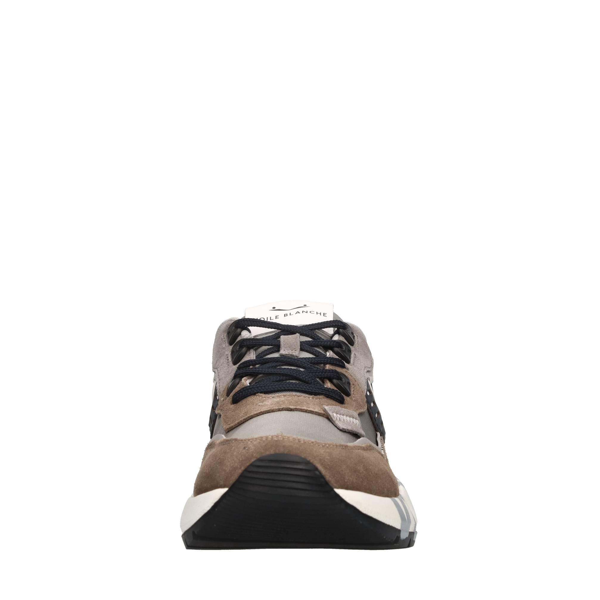 Sneakers in camoscio e tessuto 