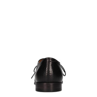 Stringate in pelle 