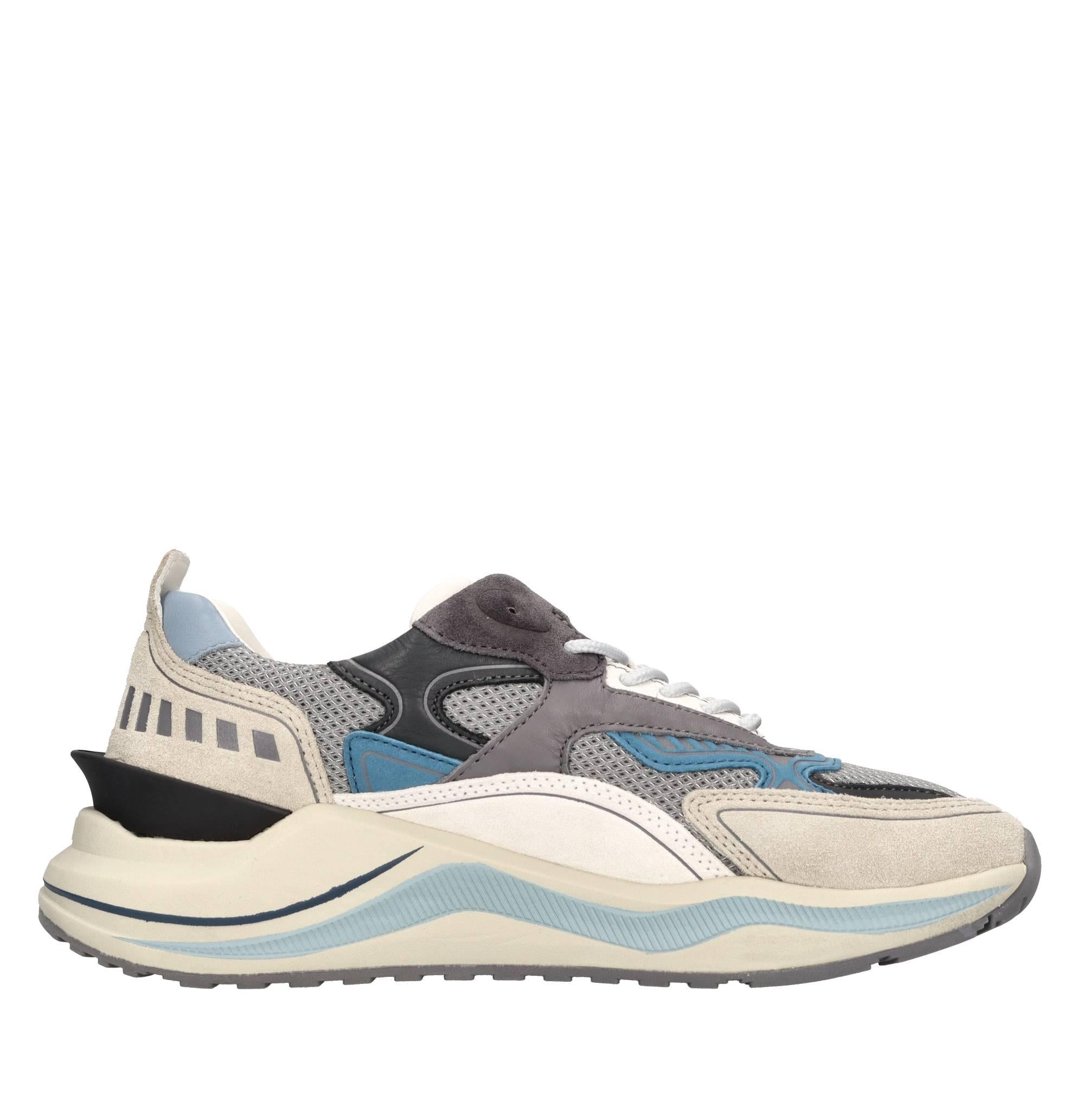 Sneakers in camoscio e tessuto 