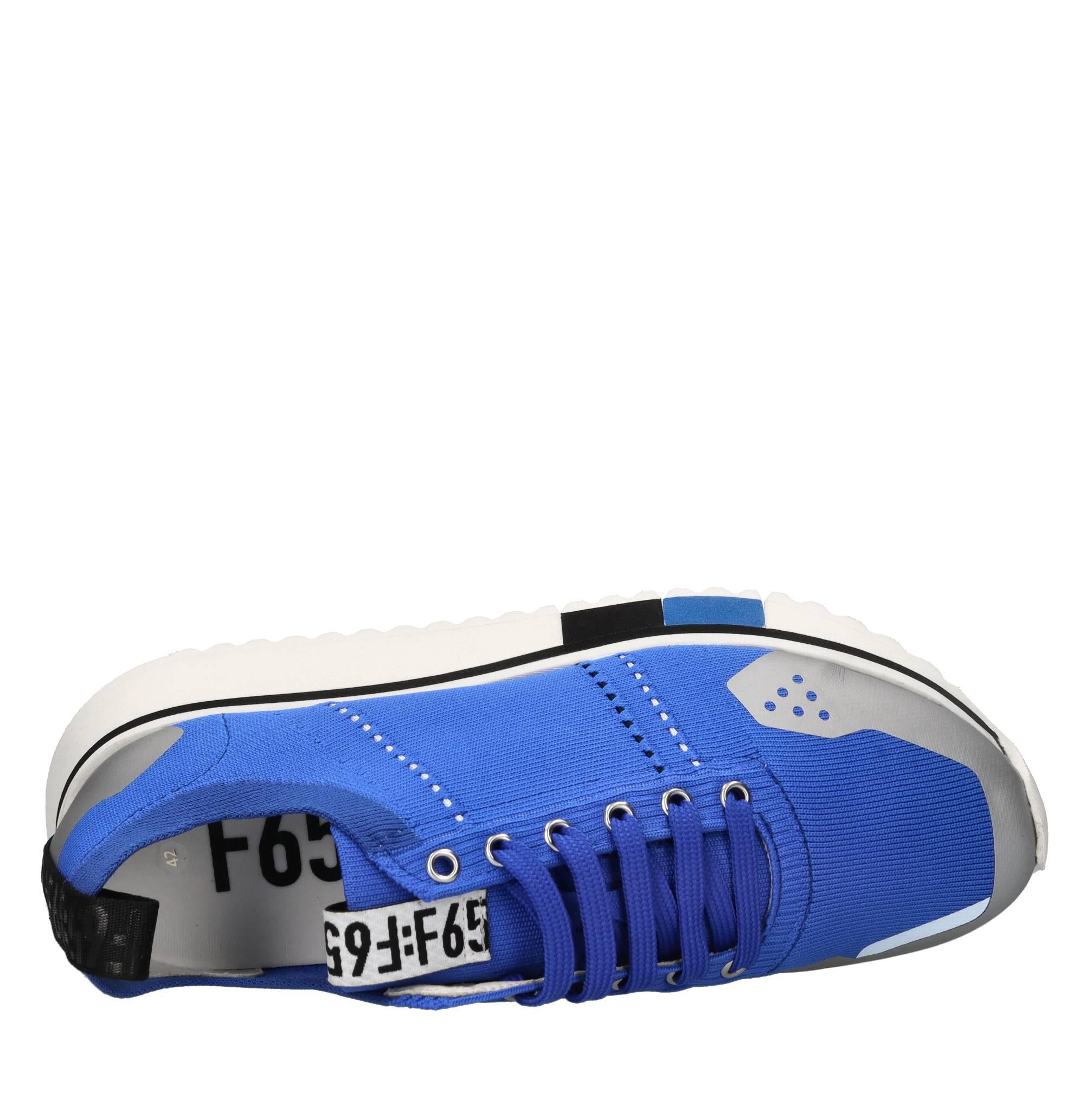 Sneakers in tessuto 