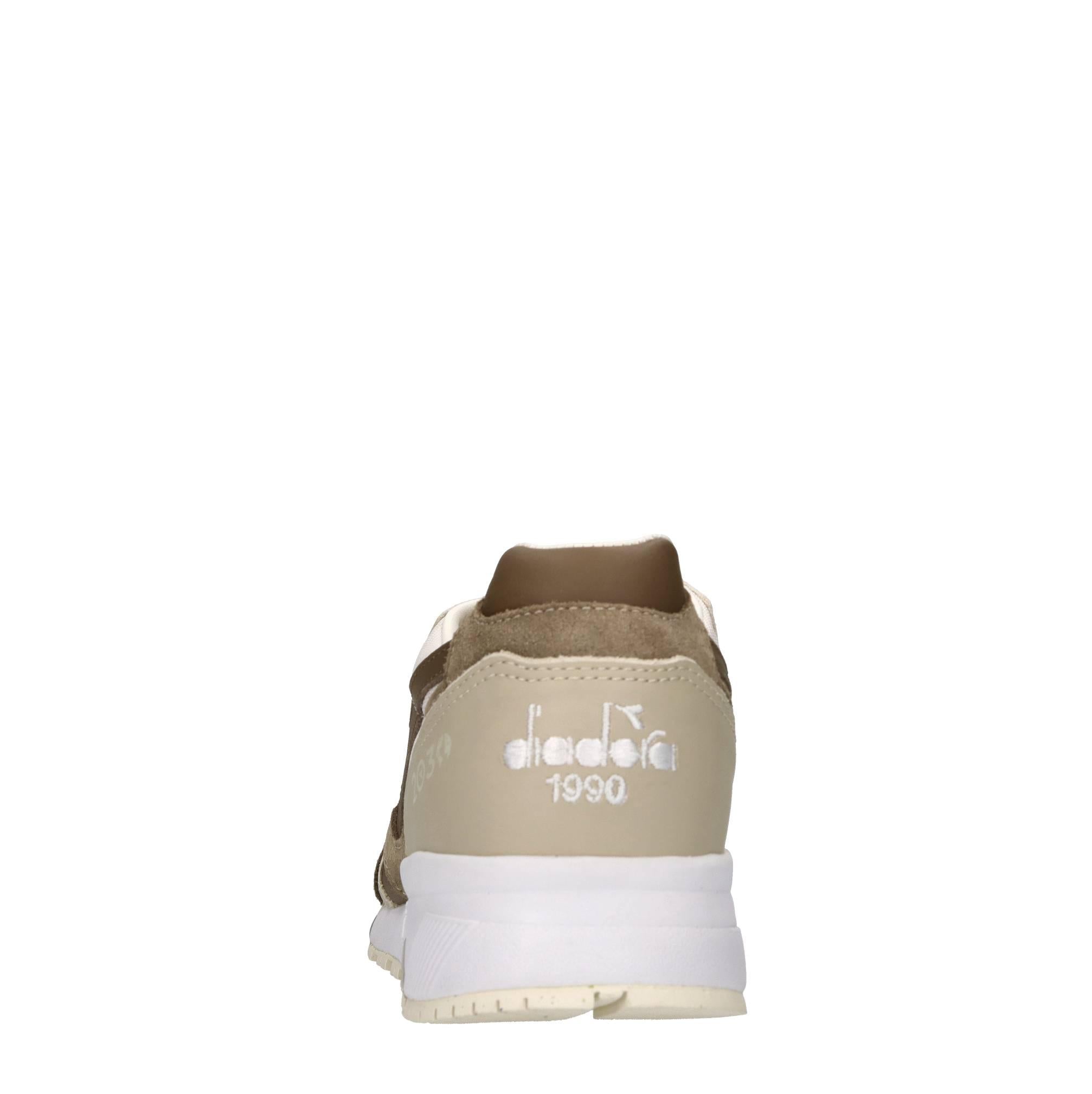 Sneakers in pelle,camoscio e tessuto 