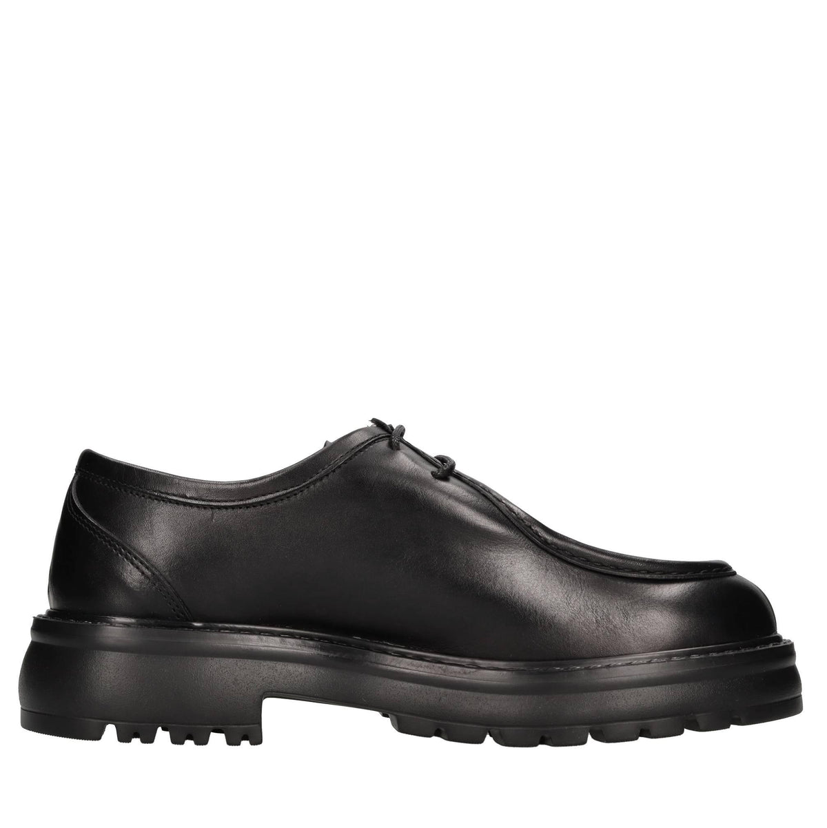 Stringate in pelle 