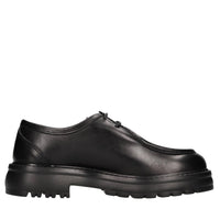Stringate in pelle 