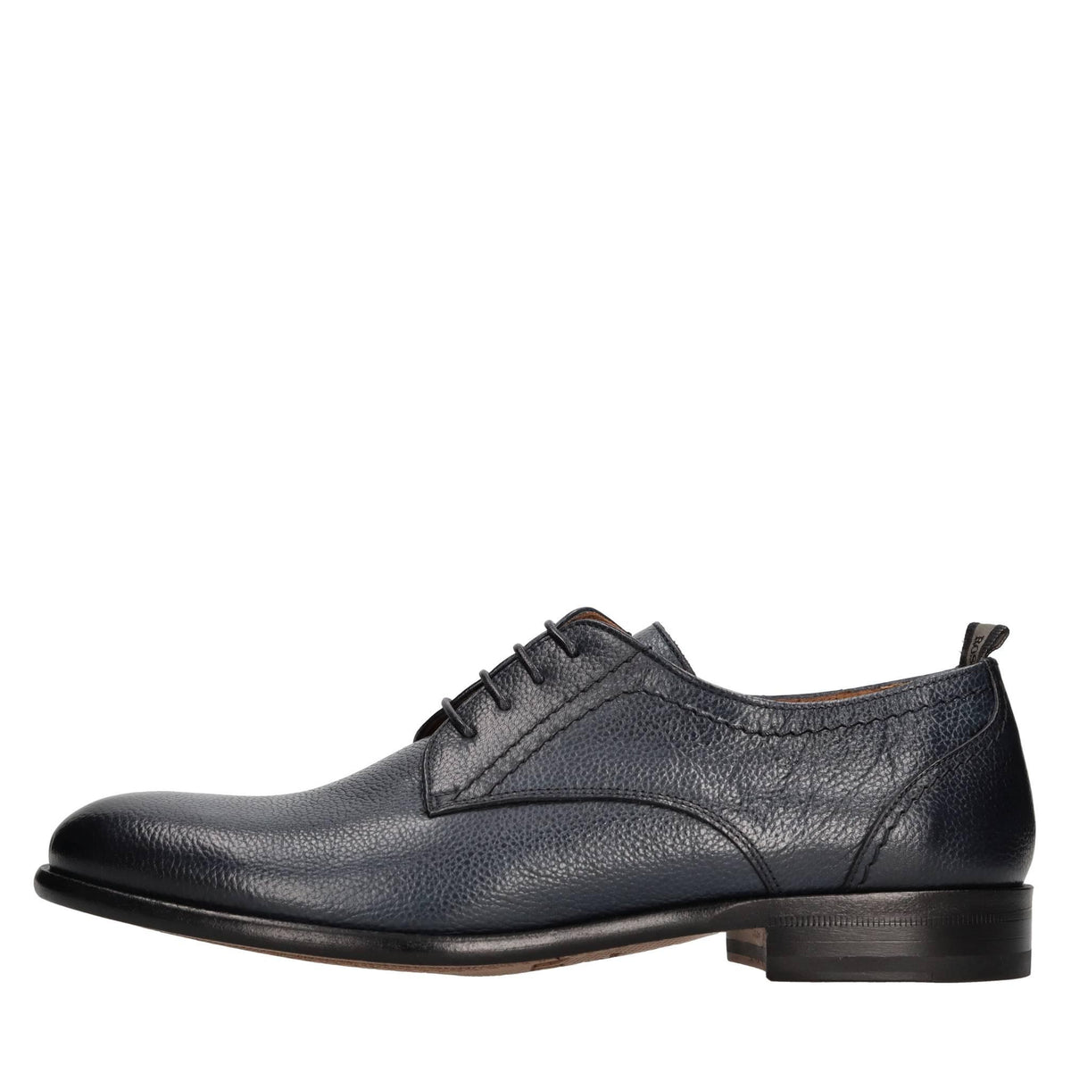 Stringate in pelle 