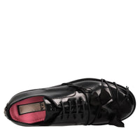 Stringate in pelle 