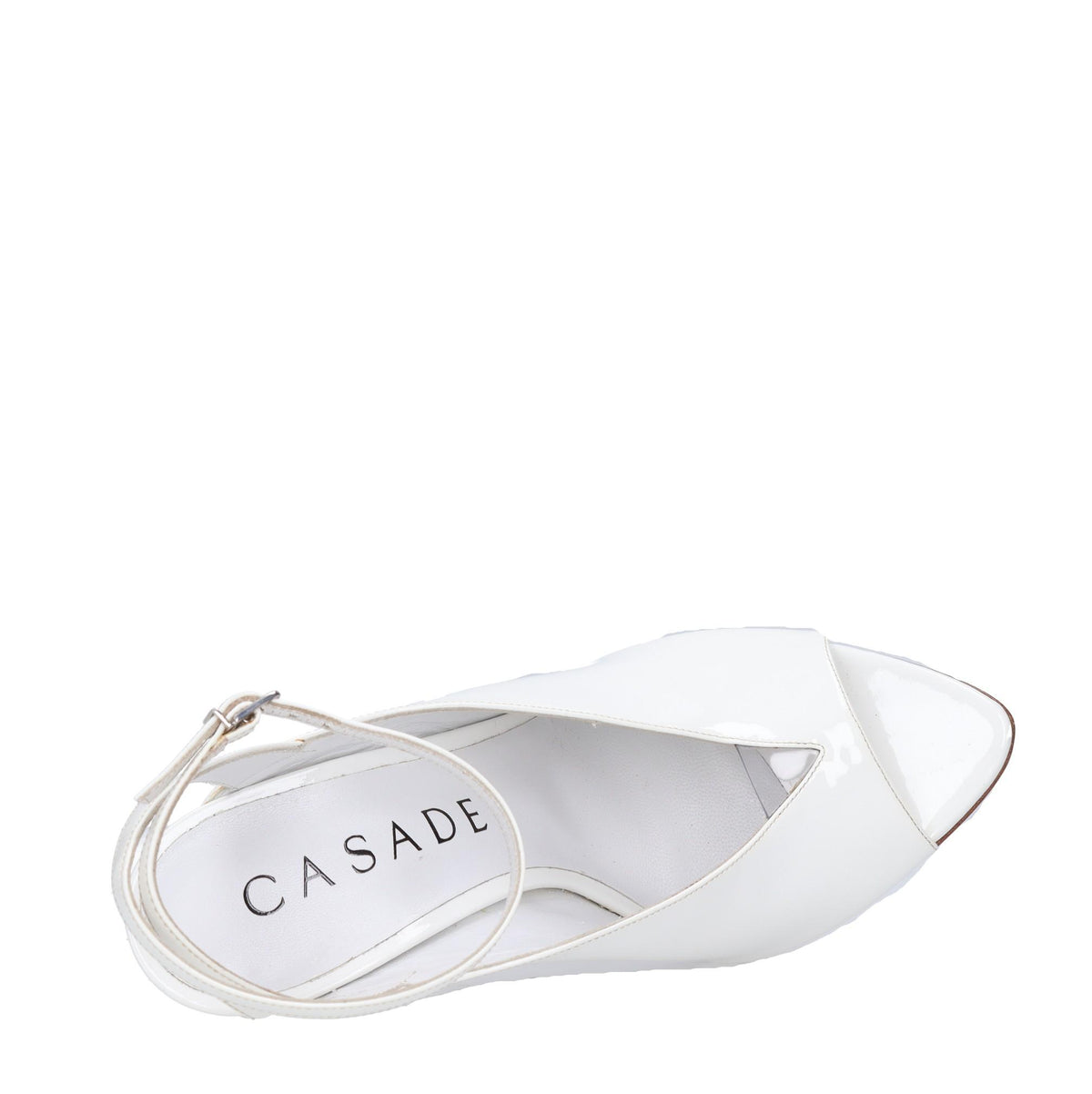 Sandali in vernice e plexi 
