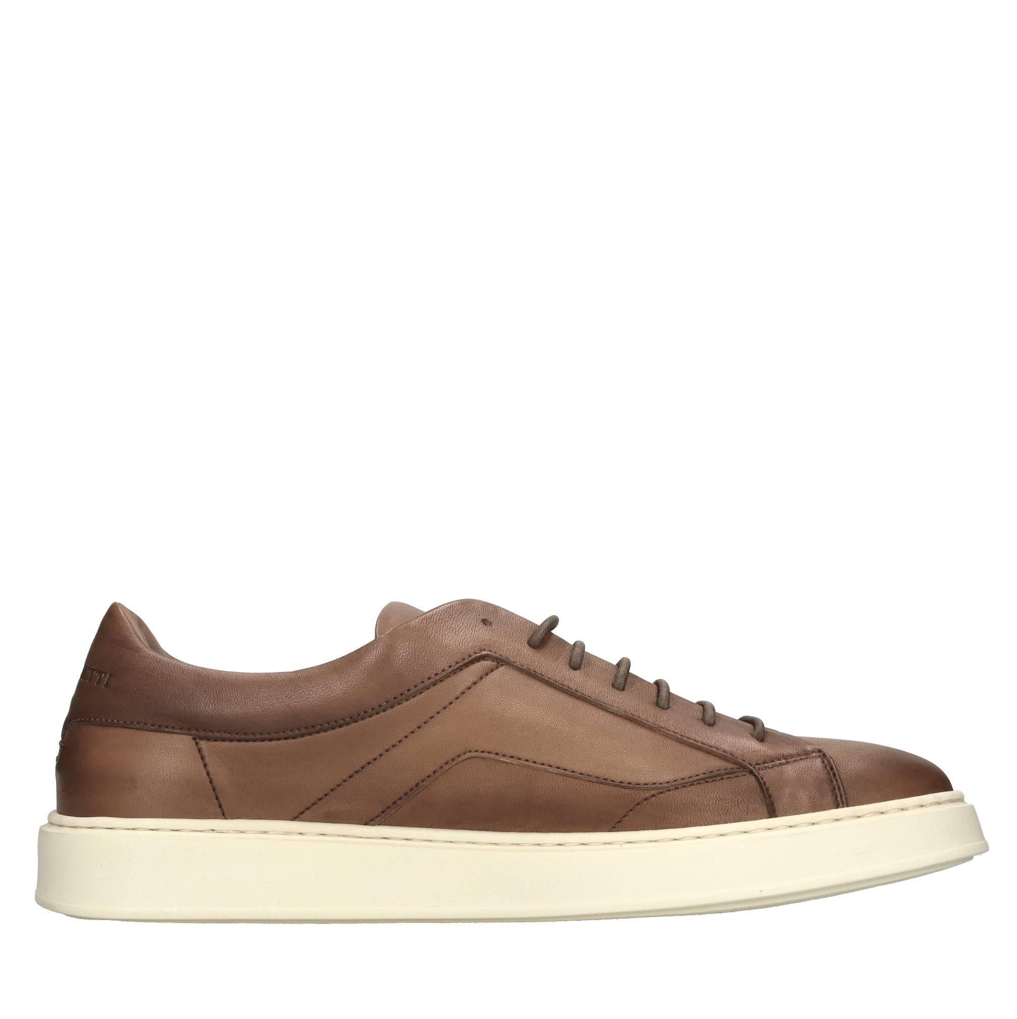 Sneakers in pelle 