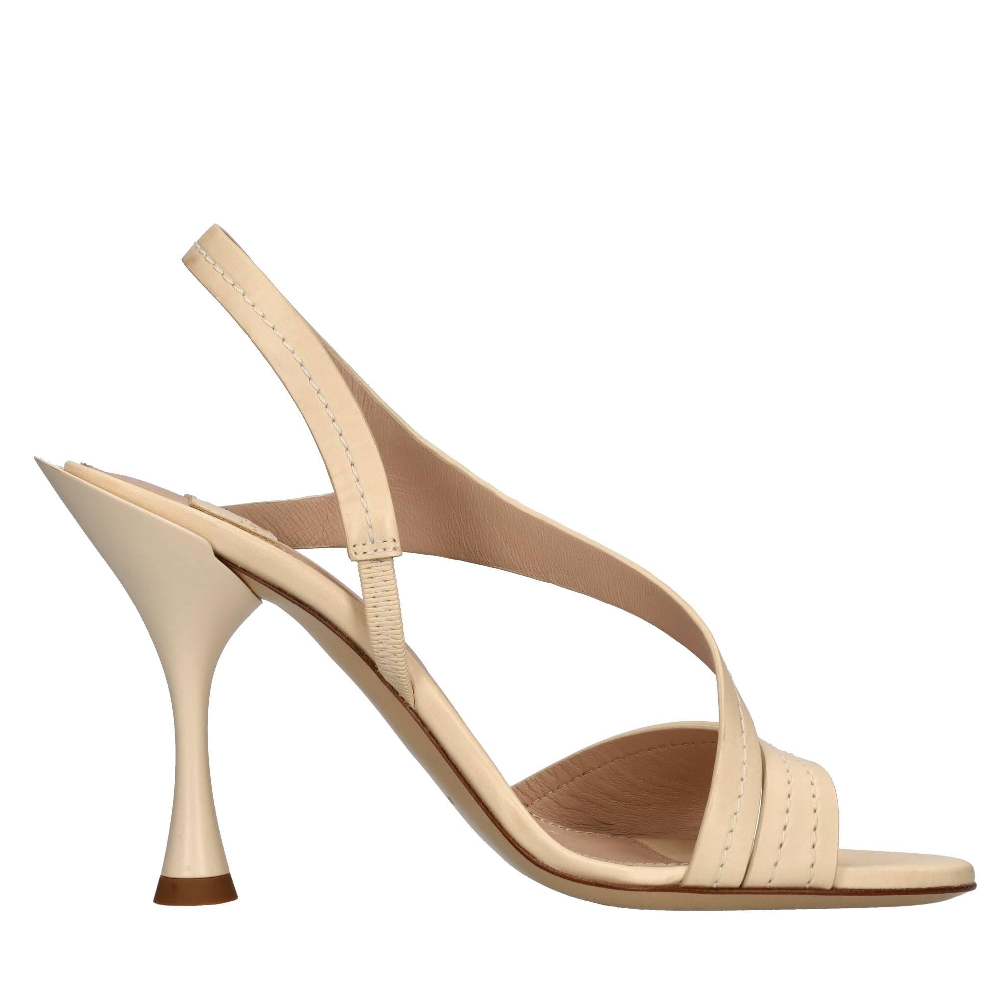 Sandali in pelle 